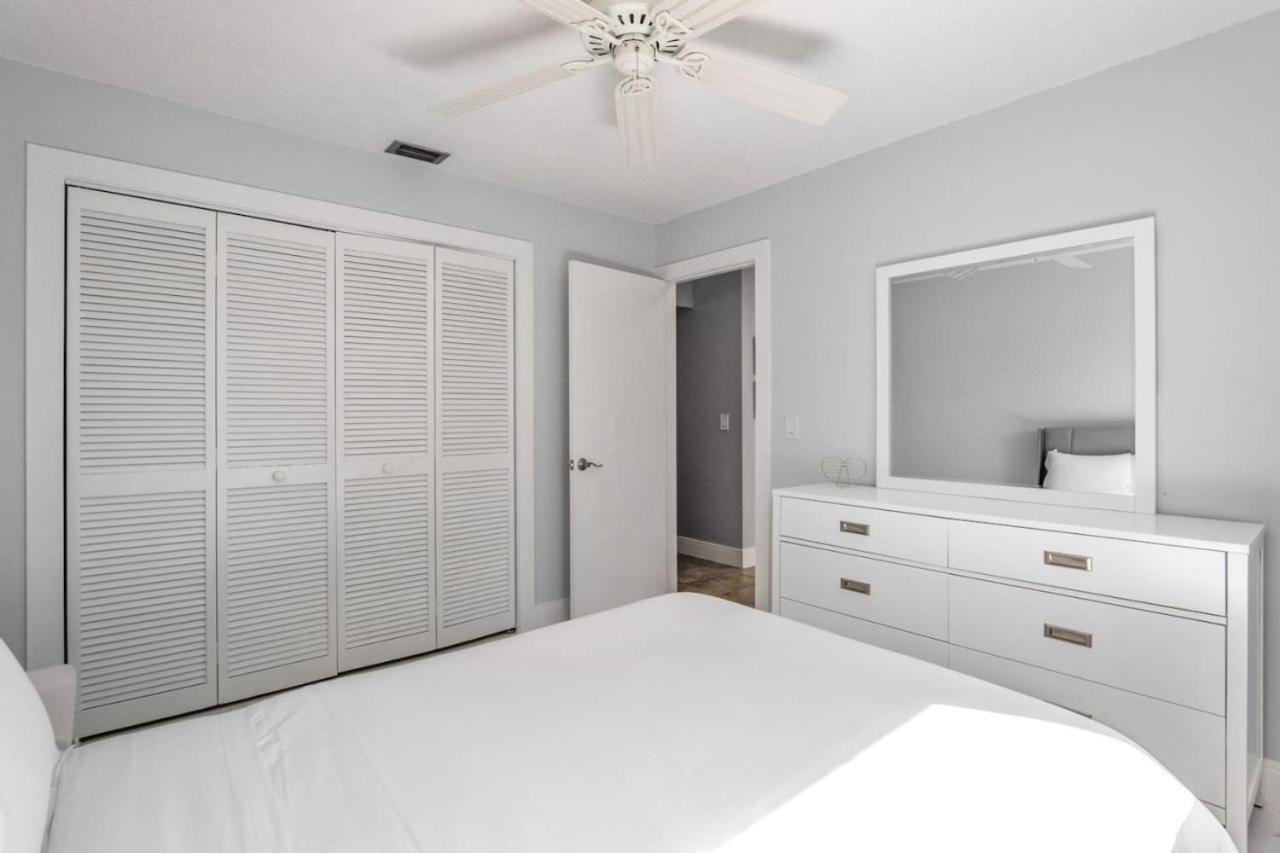 Retreat Downtown Hot Tub * Delray Beach