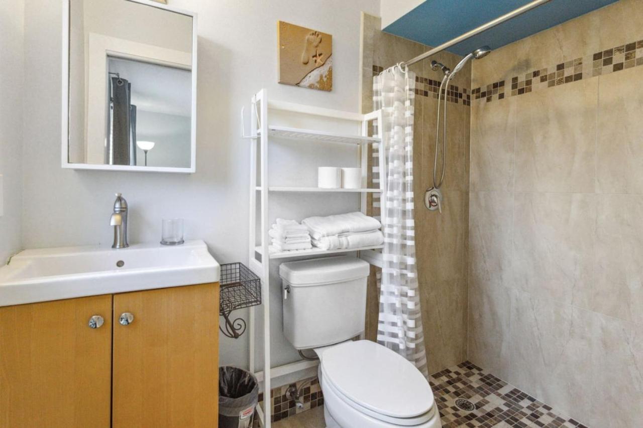 Retreat Downtown Hot Tub Holiday home *