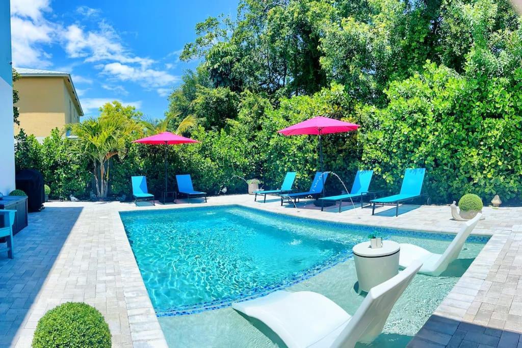 New Designer's Dream Oasis Heated Pool, Large Patio, Close To The Ave * Delray Beach