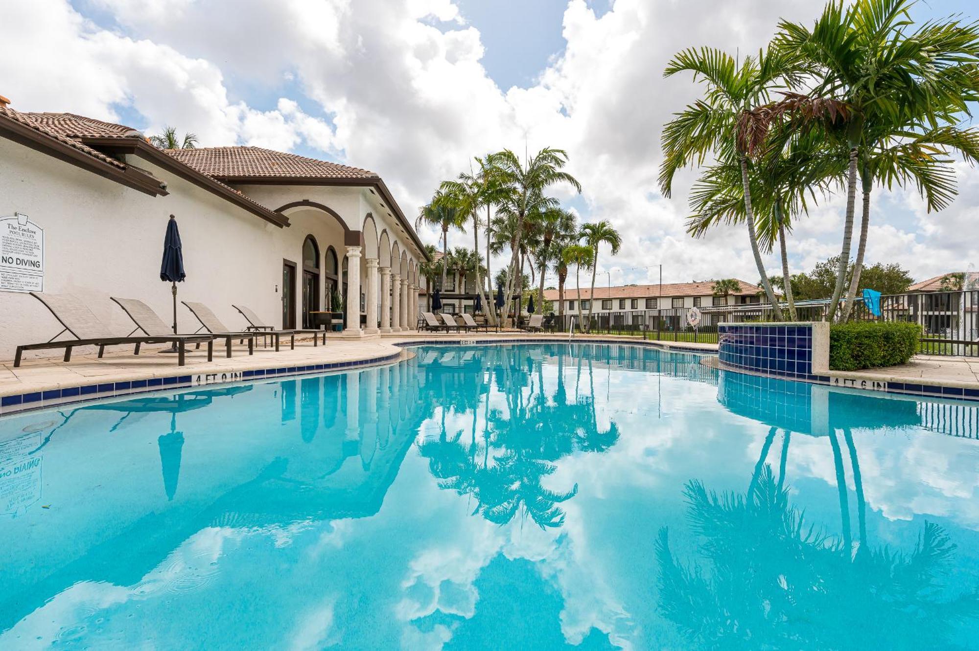 Newly Renovated Delray Townhome