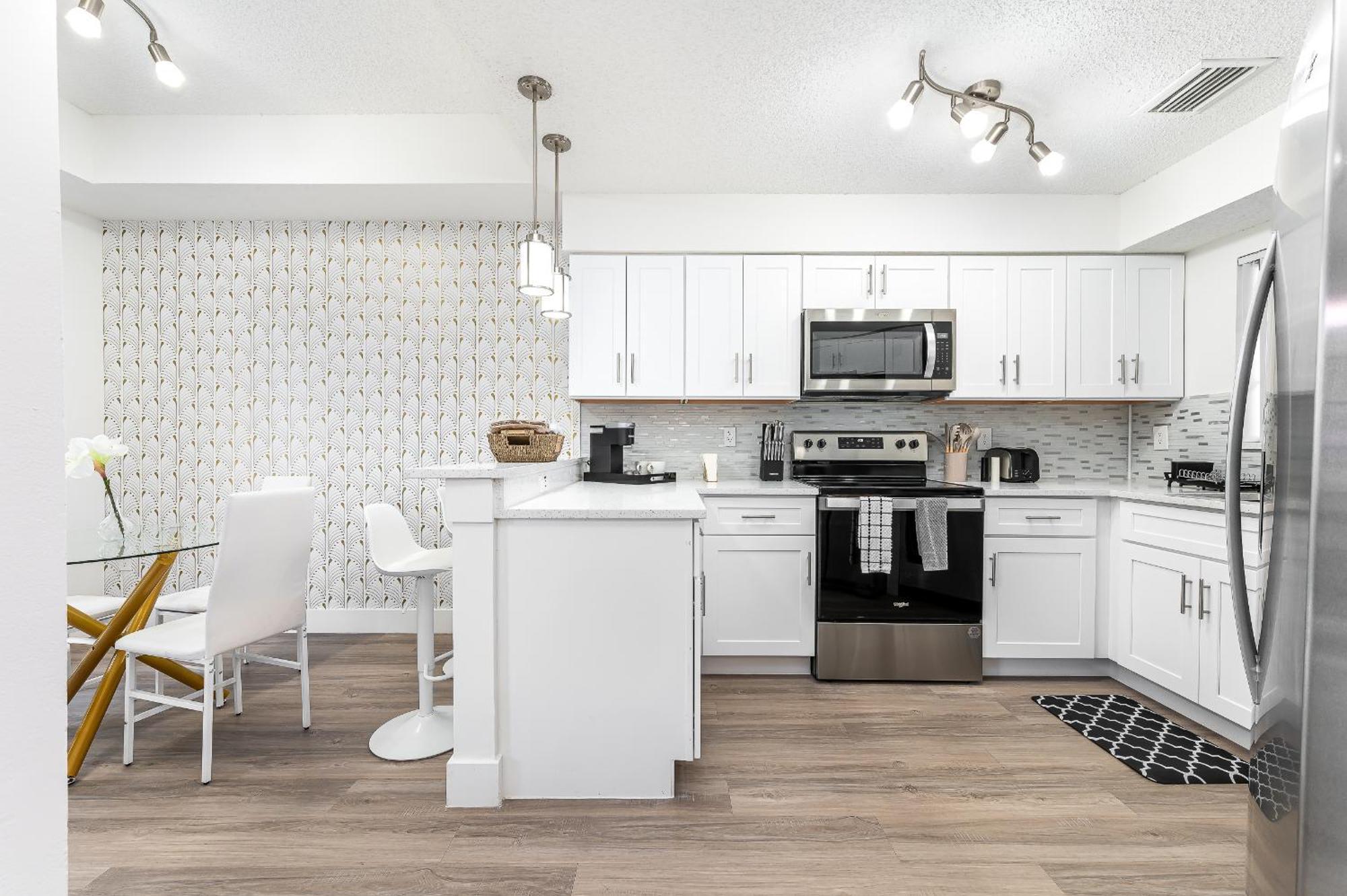 Newly Renovated Delray Townhome * Delray Beach