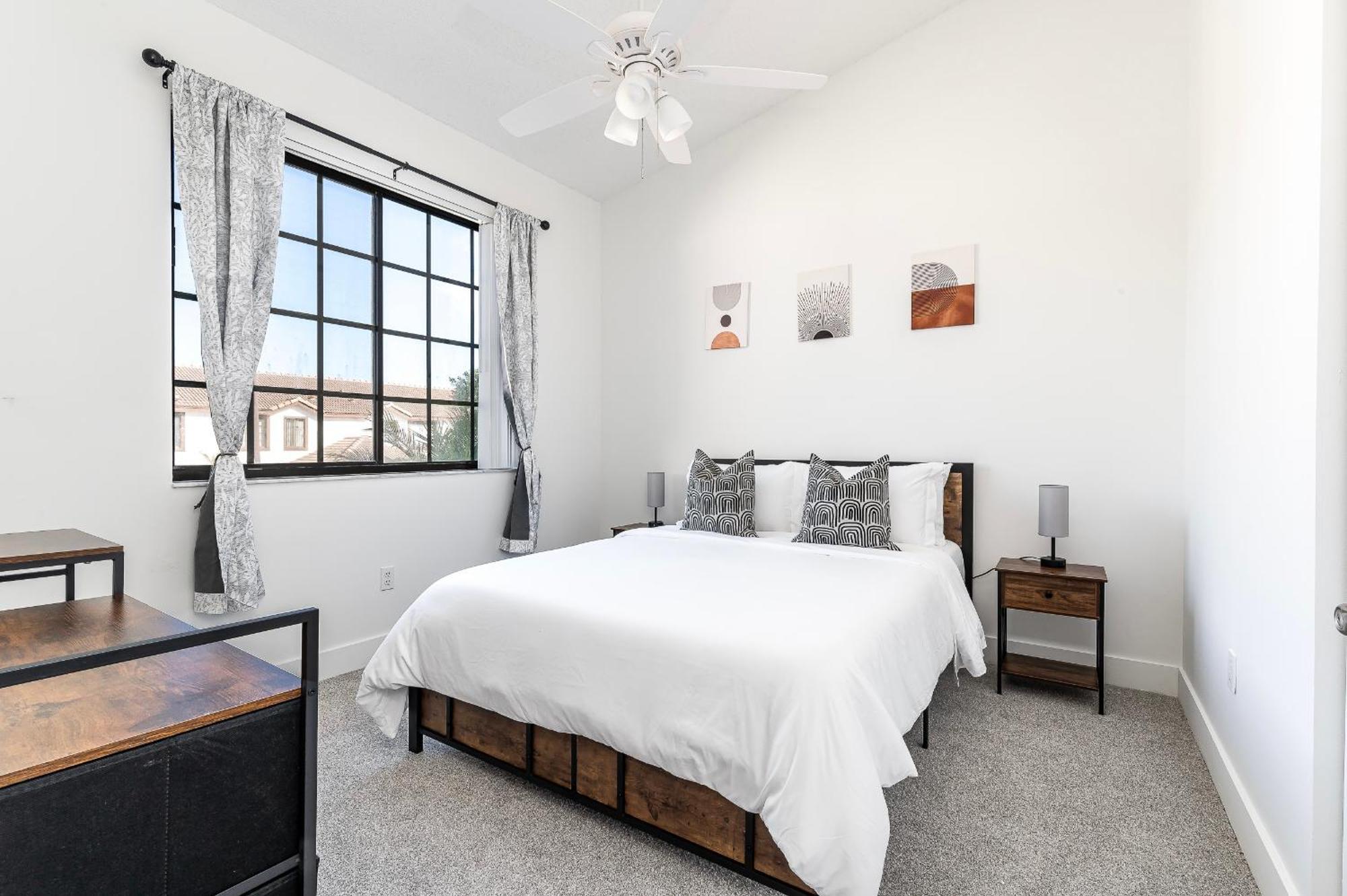 Apartment Bright Open Townhome Delray *
