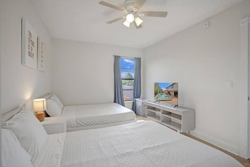 Delray 3bd & Pool With Game Room, 10 Guests * Delray Beach