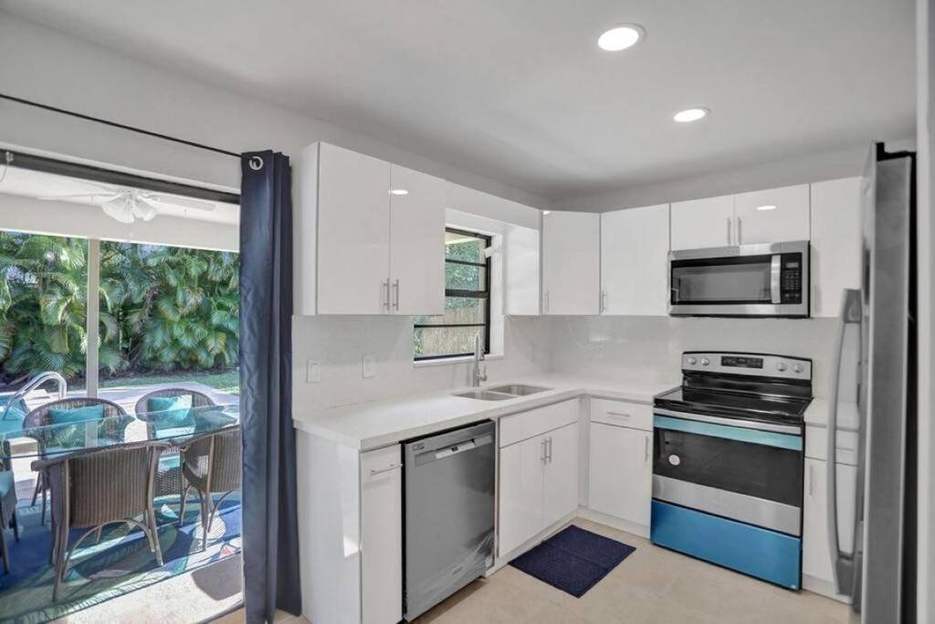 Holiday home Delray 3bd & Pool With Game Room, 10 Guests *