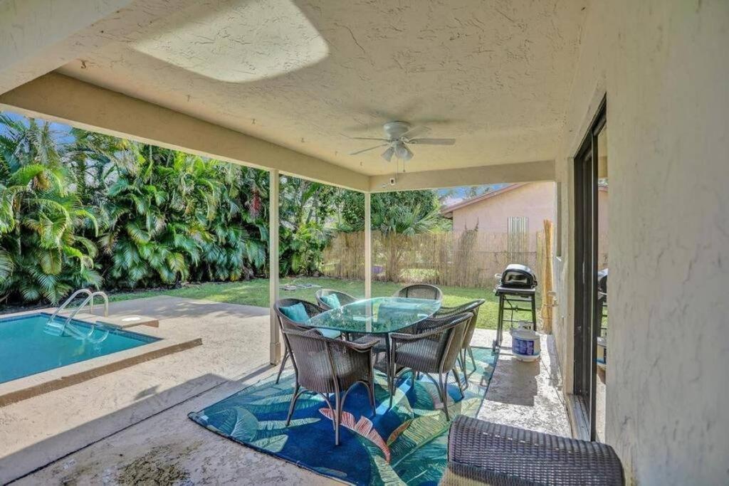 Delray 3bd & Pool With Game Room, 10 Guests Holiday home
