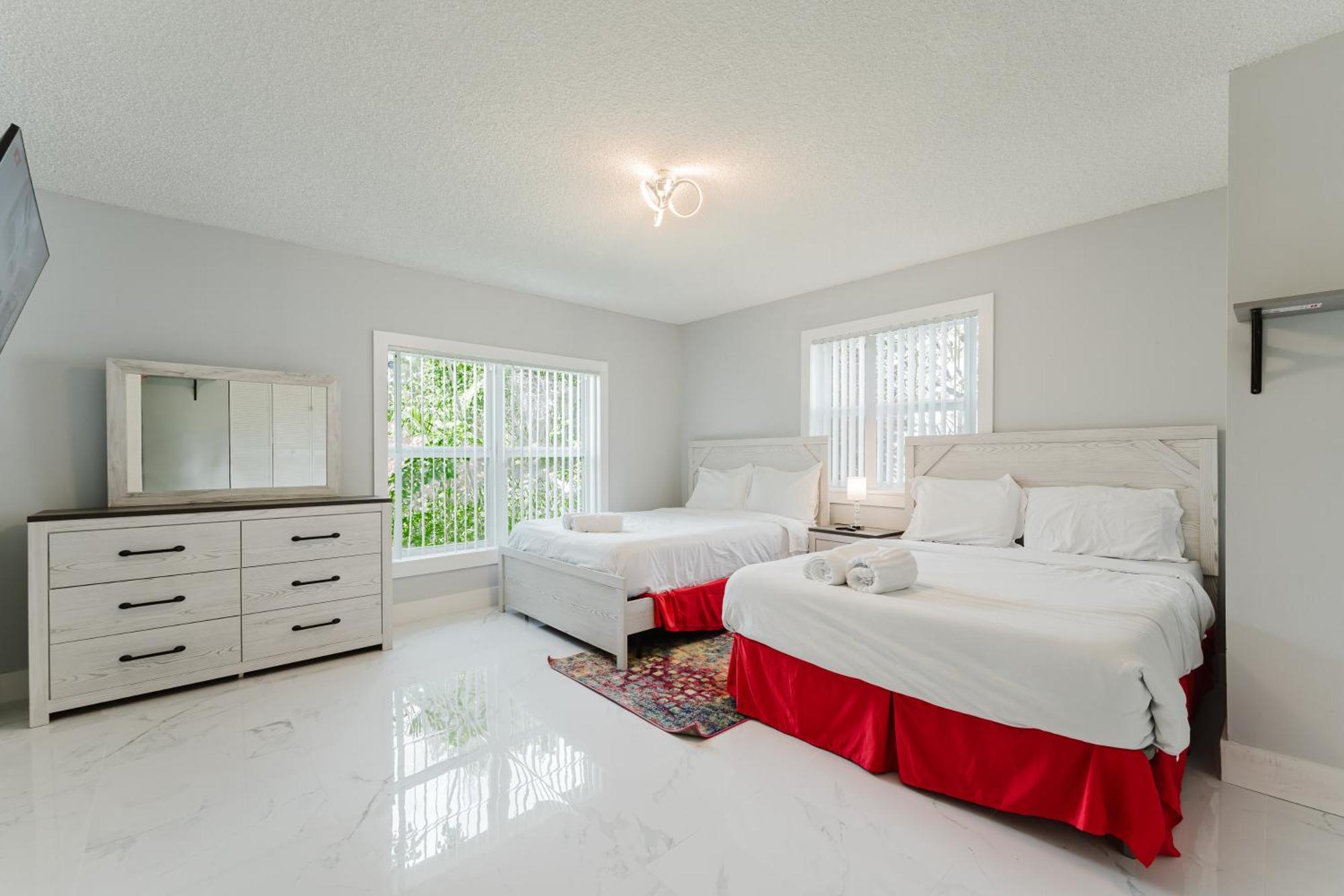 Vip Pristine Luxury Great Pool-5 Beds By The