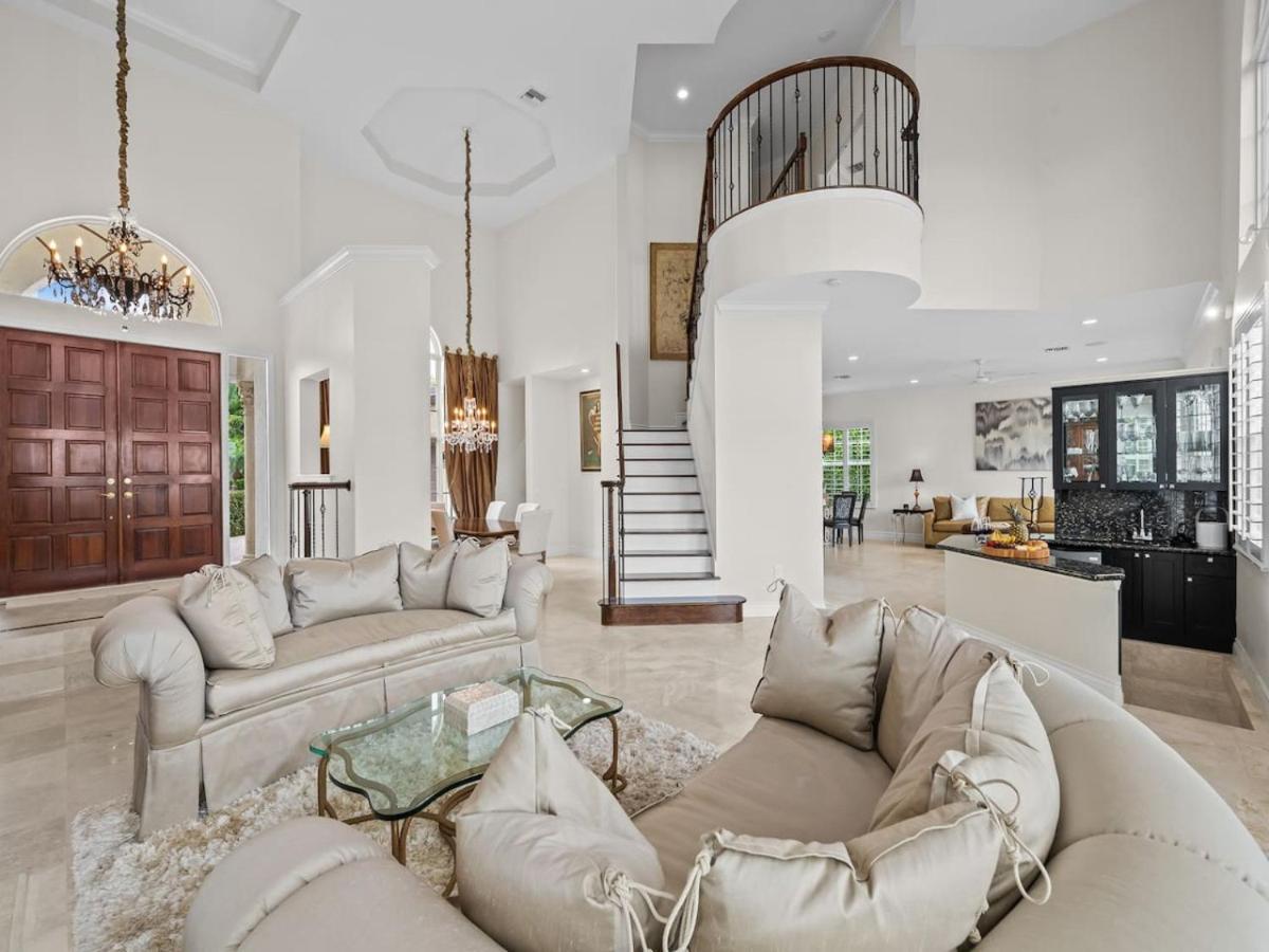 Holiday home Private Luxury Waterfront Mansion I Heated Pool And Hot Tub Delray Beach