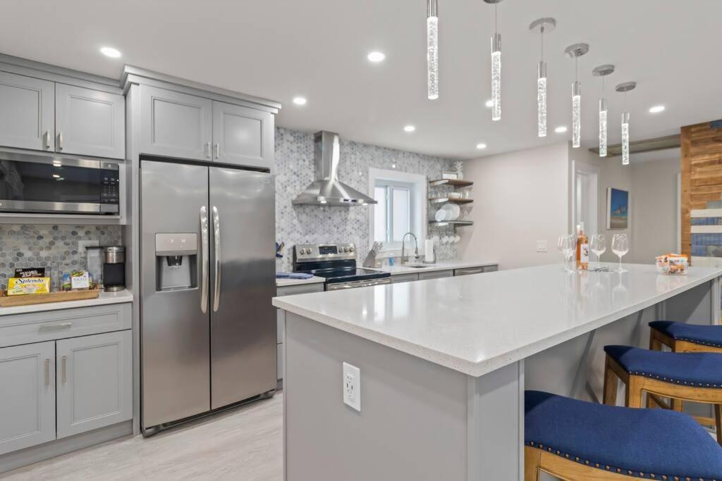 Holiday home Exclusive Oasis, Exotic Pool & Miami Inspired Art Delray Beach