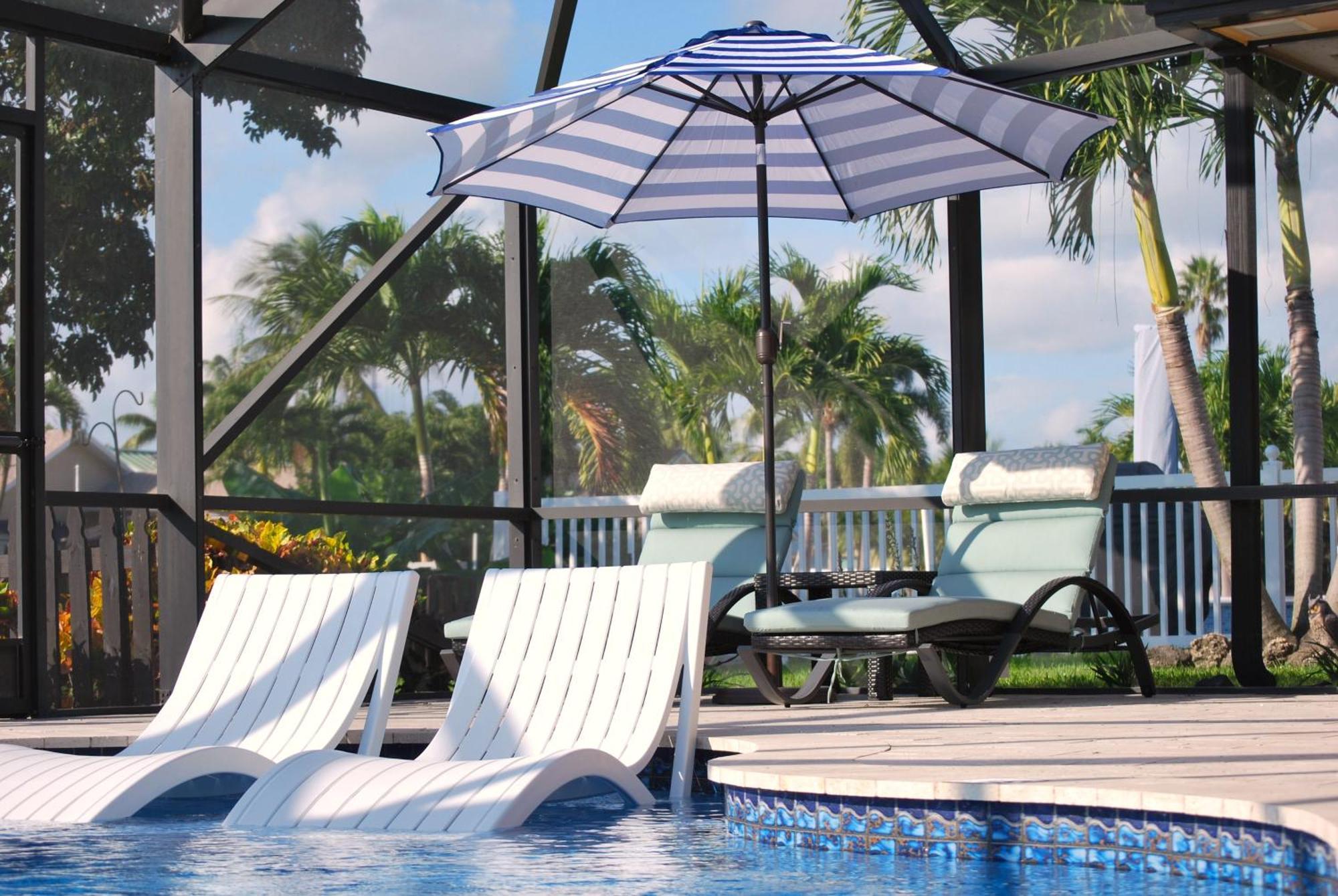 Classy N' Cozy Delray Home! Pool With Water View Delray Beach