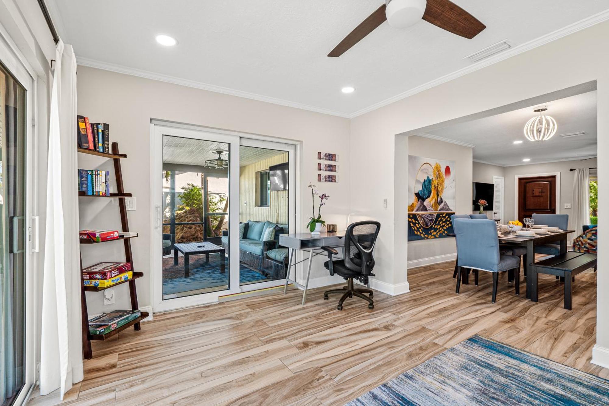 Holiday home Classy N' Cozy Delray Home! Pool With Water View Delray Beach
