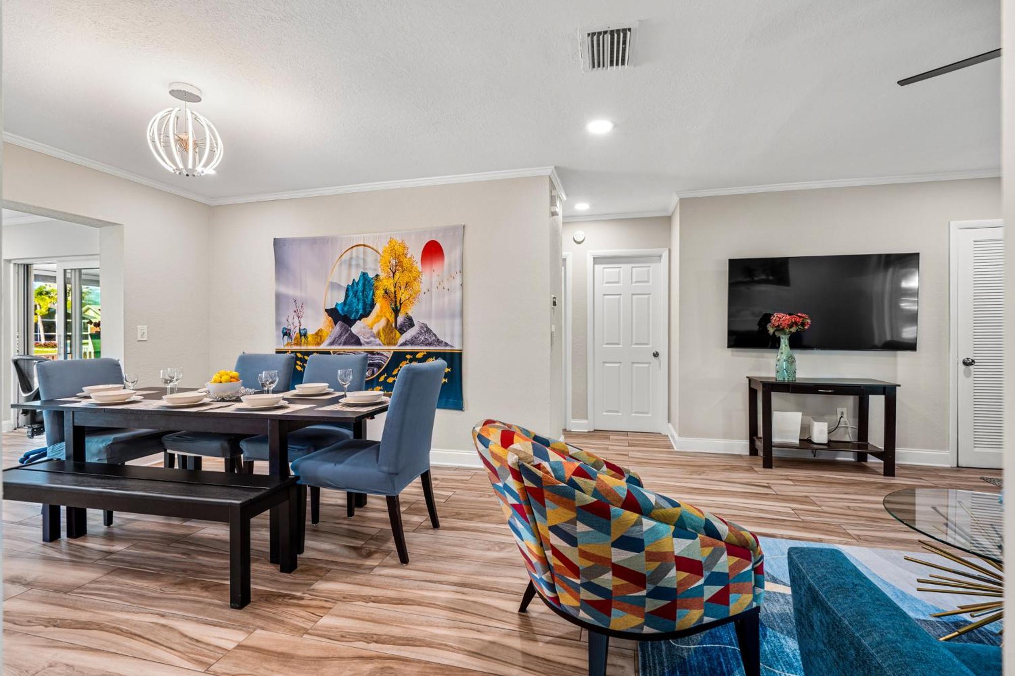Holiday home Classy N' Cozy Delray Home! Pool With Water View Delray Beach