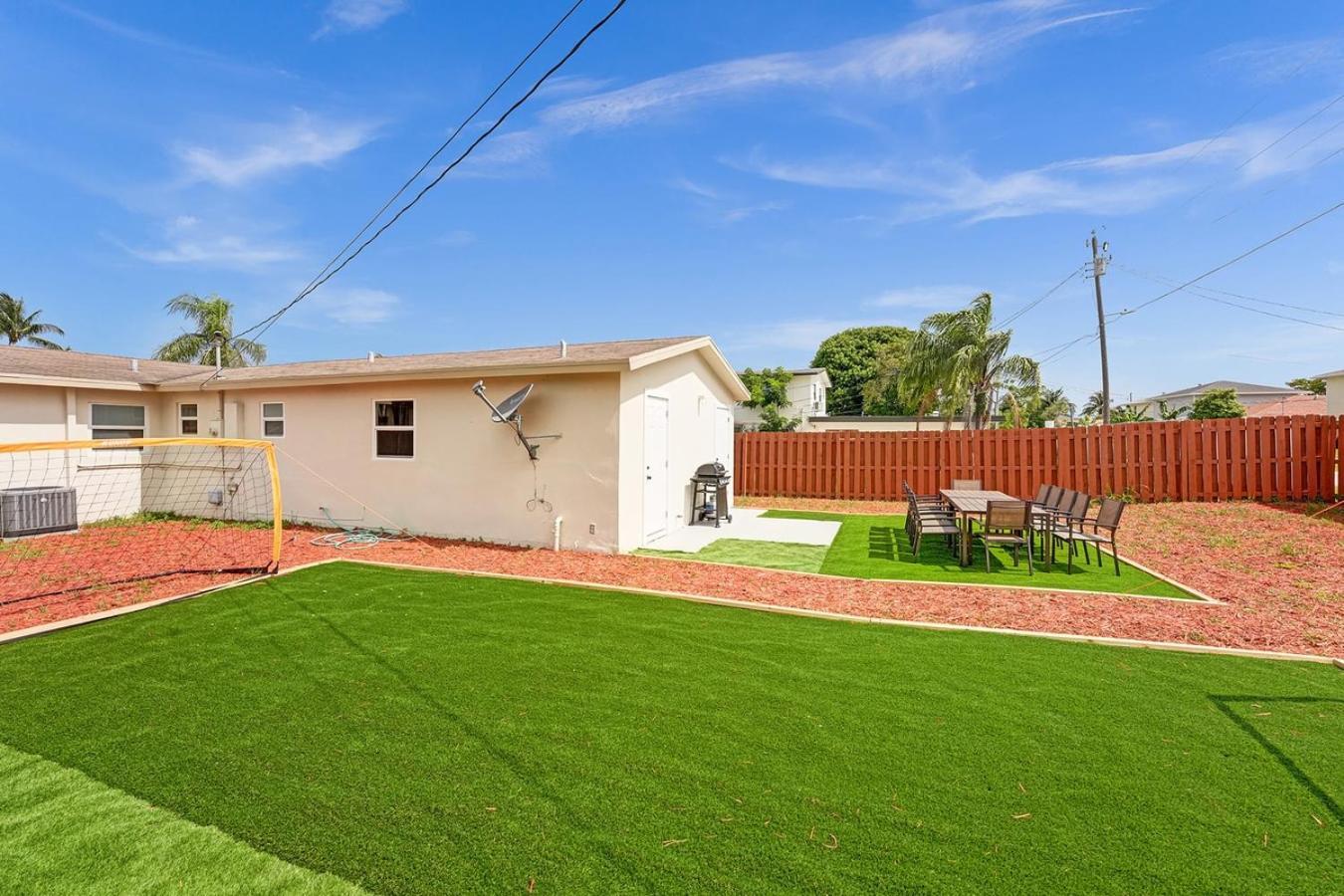 Holiday home Spacious 4br Family W Pool Near Delray Beach