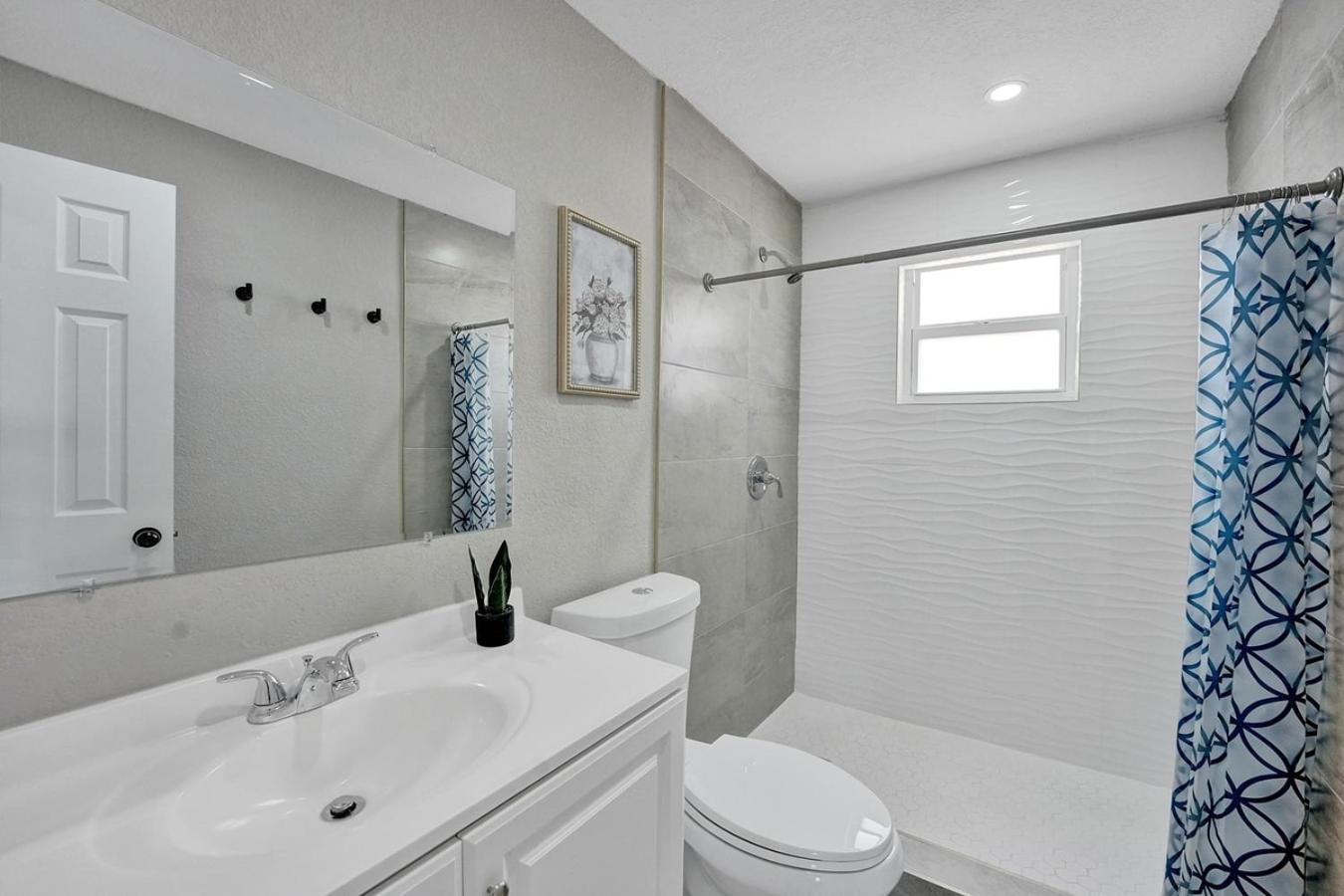 Holiday home Spacious 4br Family W Pool Near *