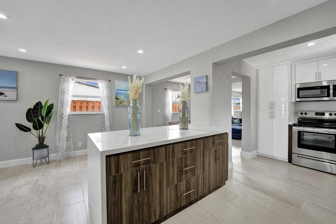 Spacious 4br Family W Pool Near * Delray Beach