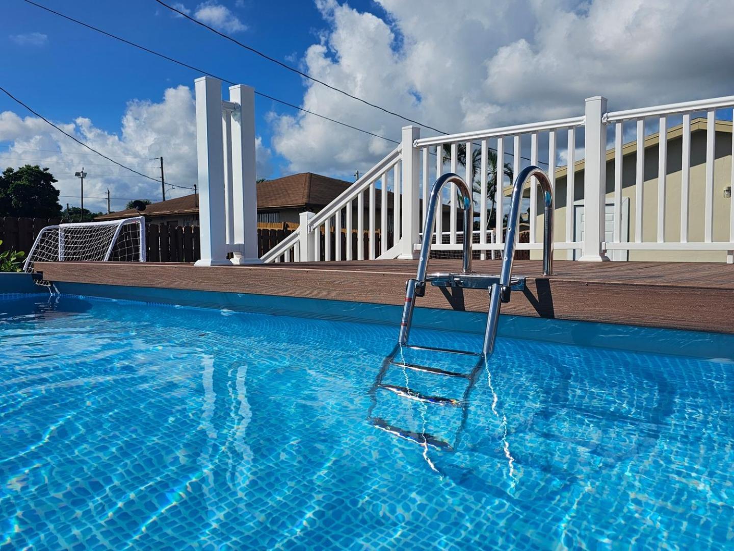 Spacious 4br Family W Pool Near Delray Beach