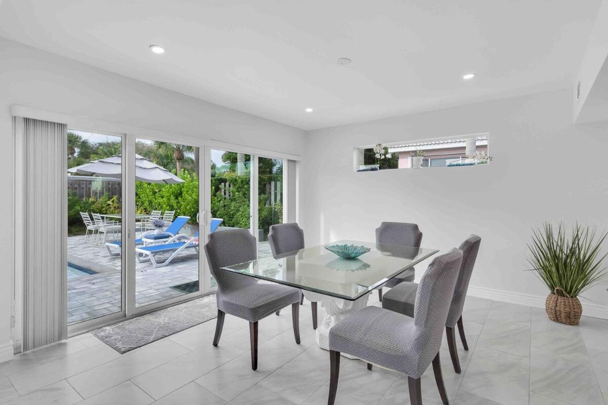 Wonderful Intracoastal Heated Pool Eastdelray *