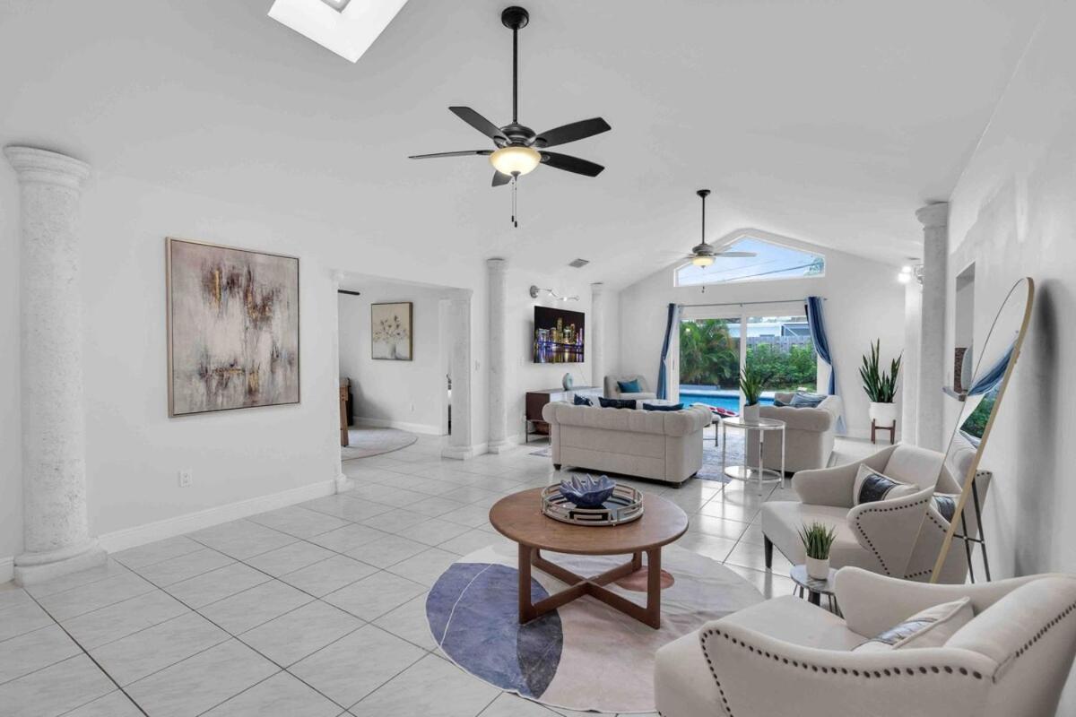 Wonderful Intracoastal Heated Pool Eastdelray *