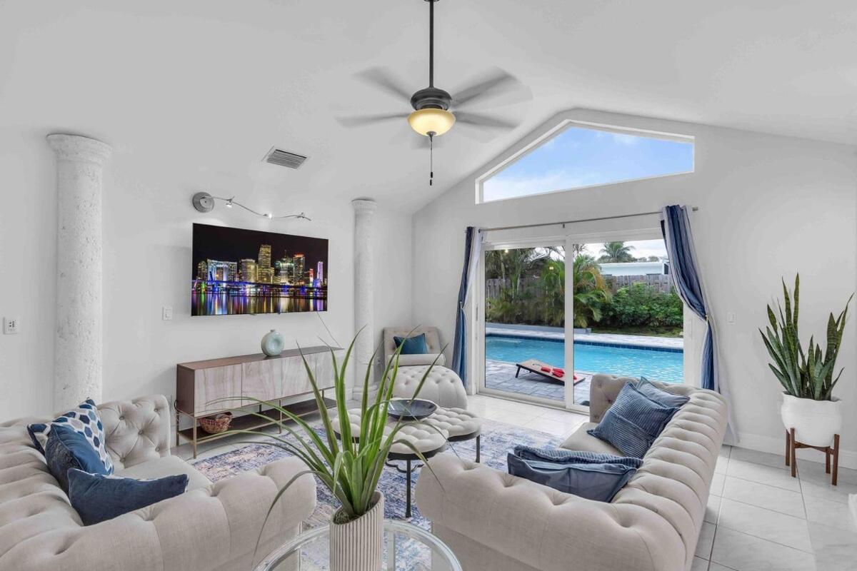 Wonderful Intracoastal Heated Pool Eastdelray *