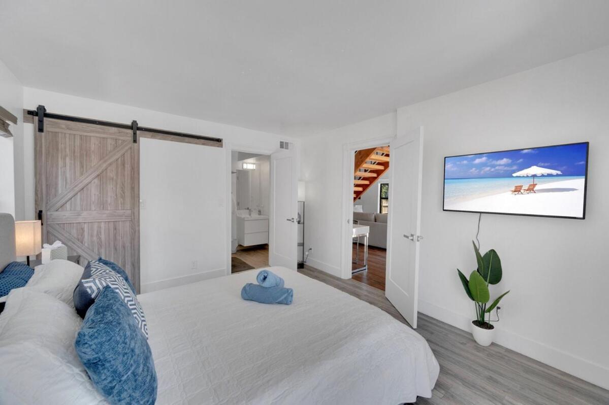 Holiday home Wonderful Tropical Pool House Delray Near Ocean