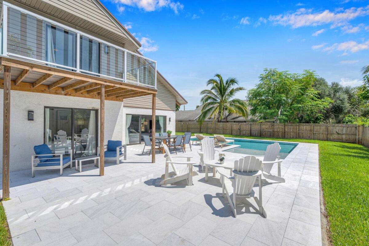 Wonderful Tropical Pool House Delray Near Ocean Holiday home *