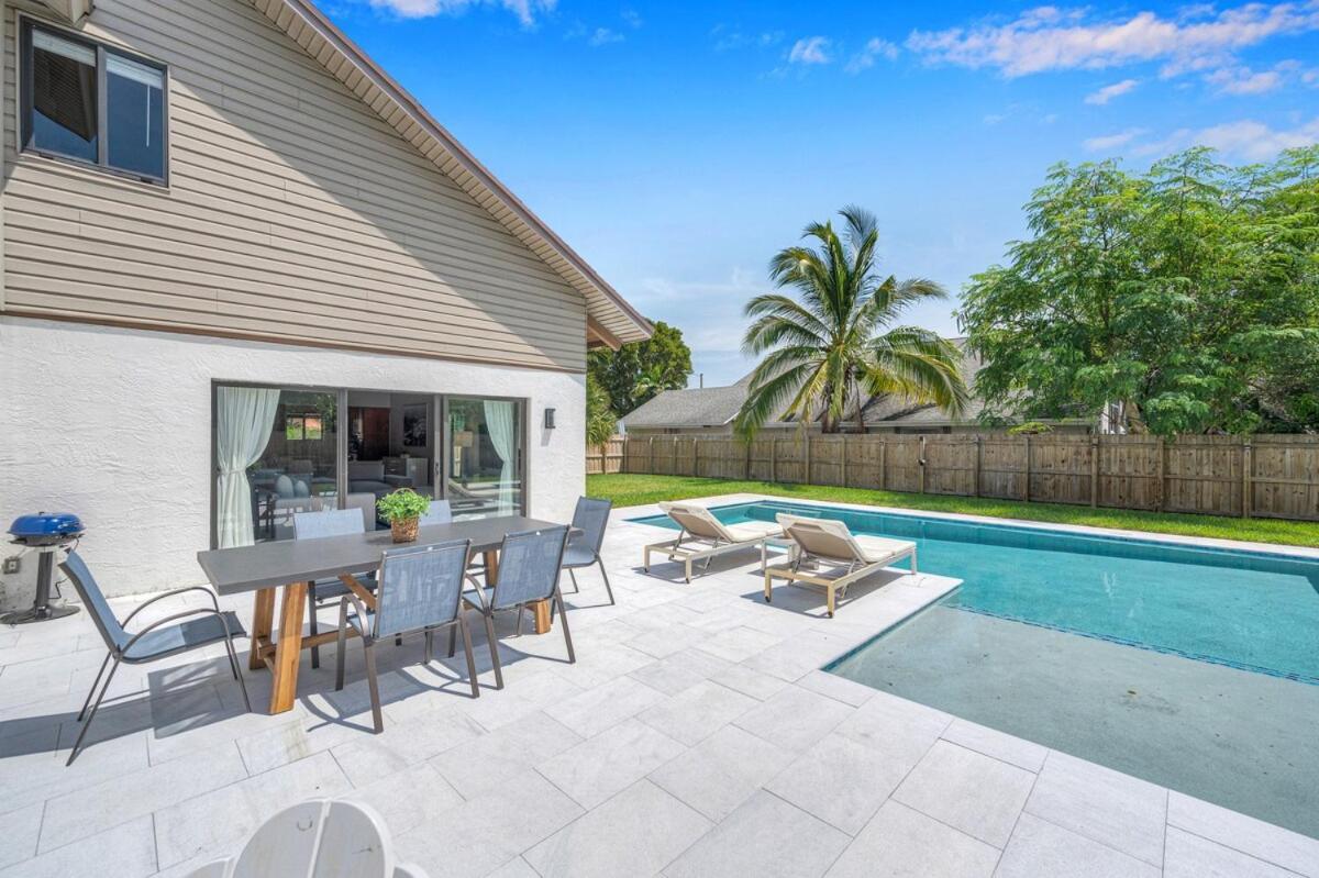 Wonderful Tropical Pool House Delray Near Ocean * Delray Beach