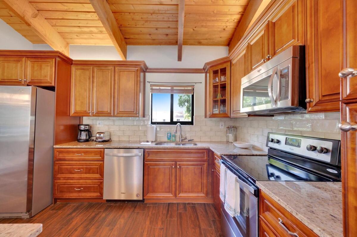 Wonderful Tropical Pool House Delray Near Ocean Holiday home *