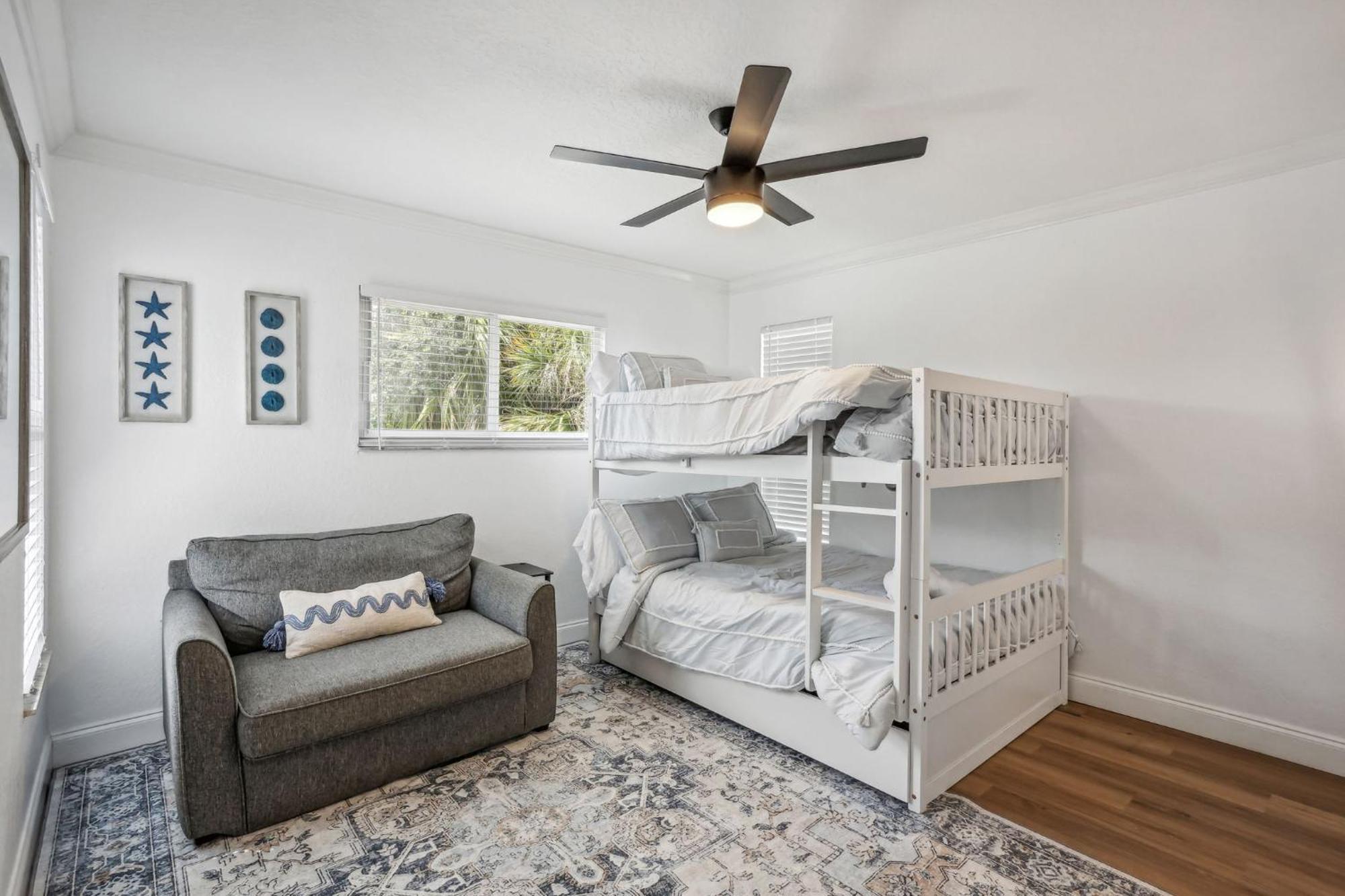 Holiday home Dazzling Delray *