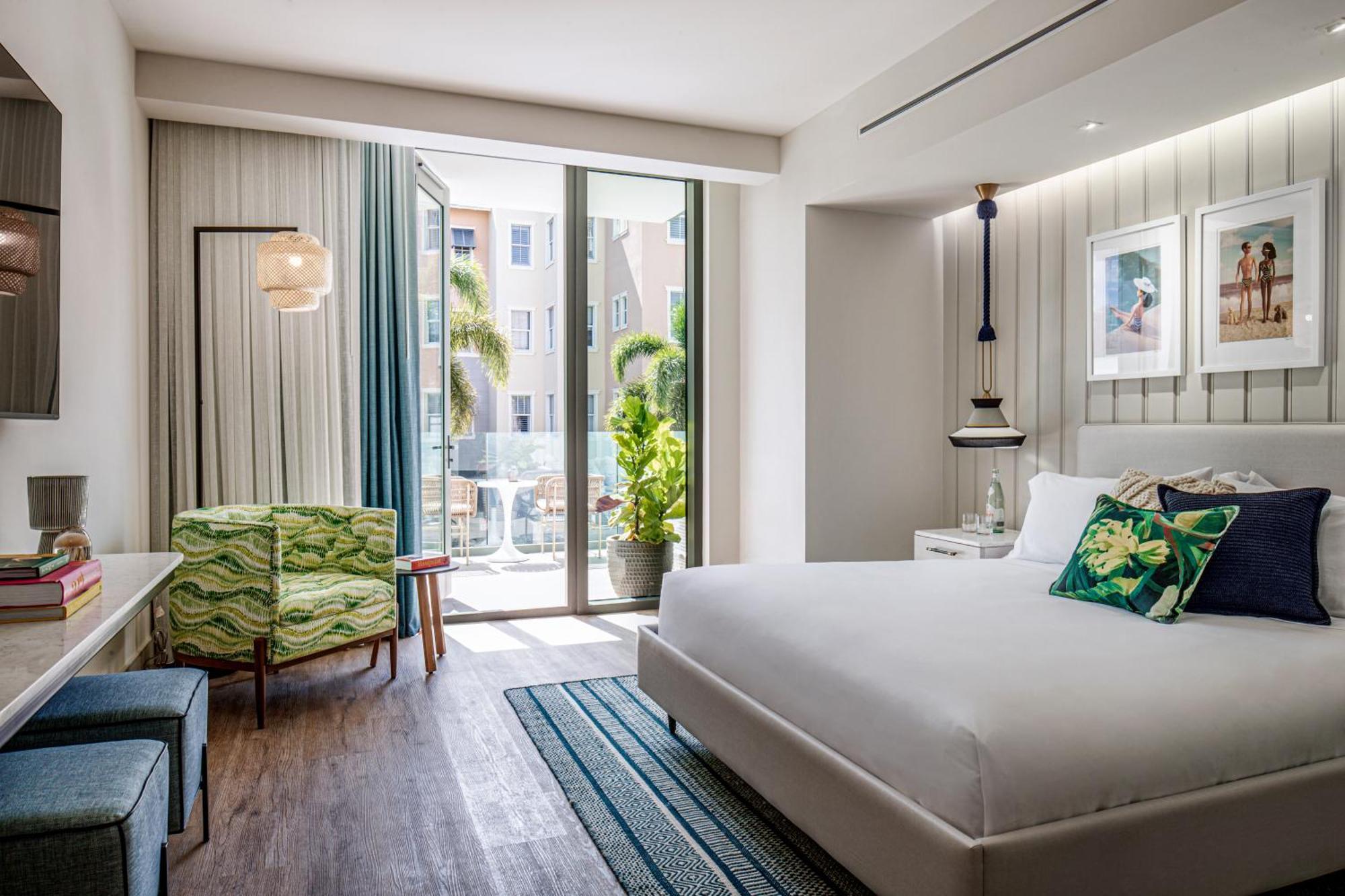 The Ray Delray Beach, Curio Collection By Hilton