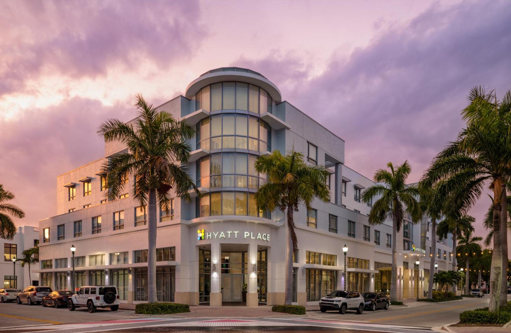 Hyatt Place Delray 4*