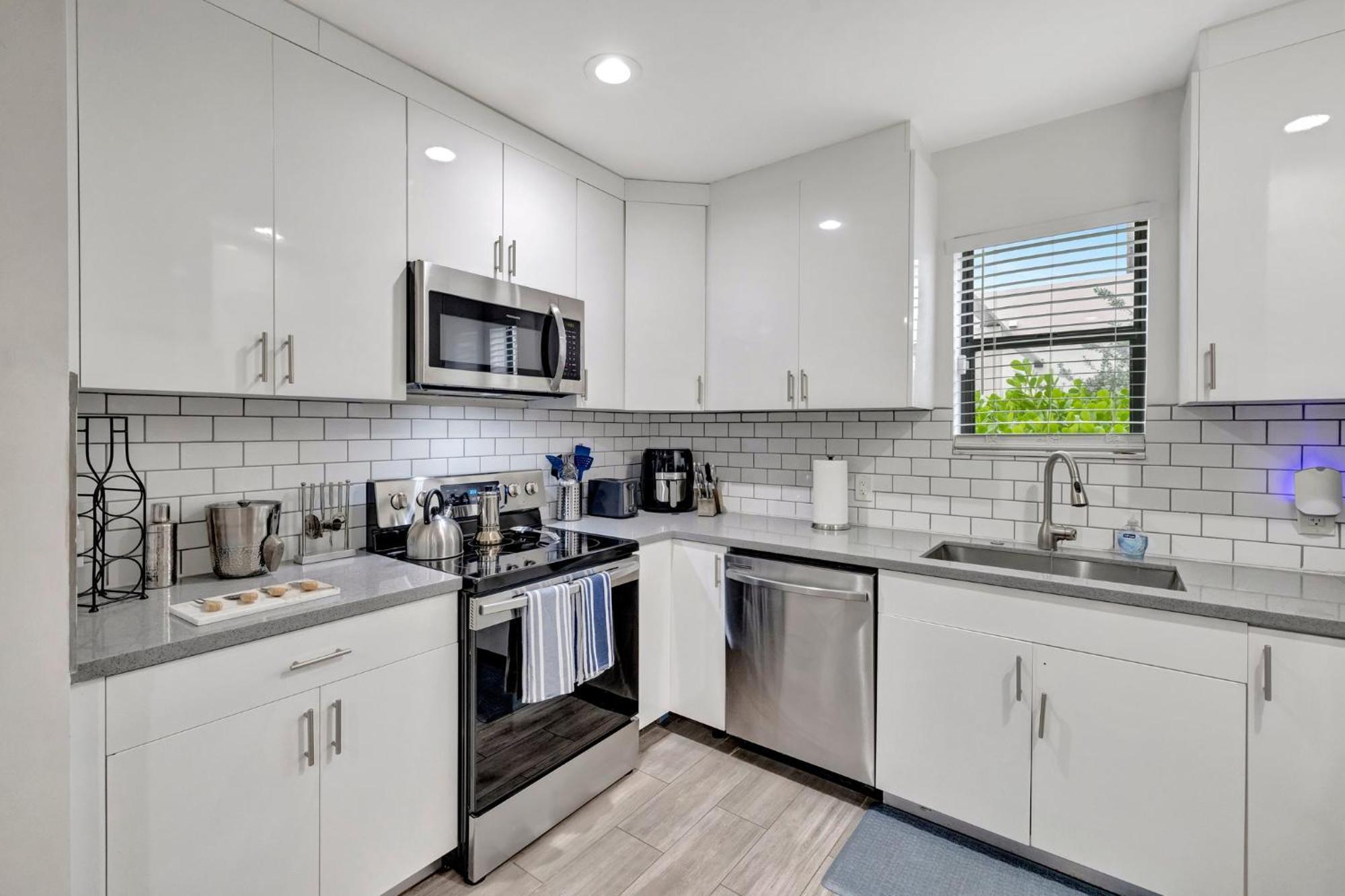 Holiday home Magnificent Townhome Steps From Atlantic Ave *