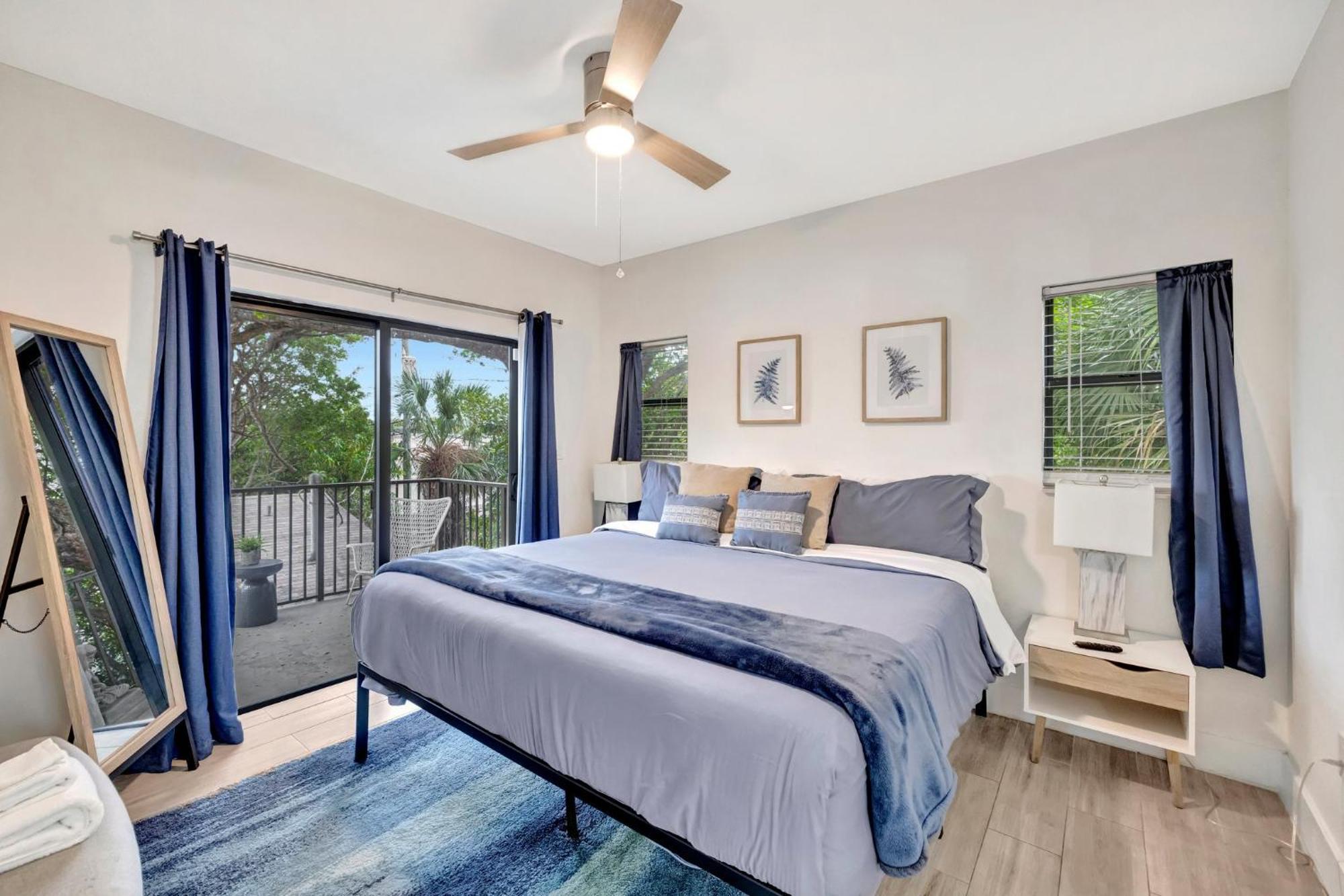 Magnificent Townhome Steps From Atlantic Ave *