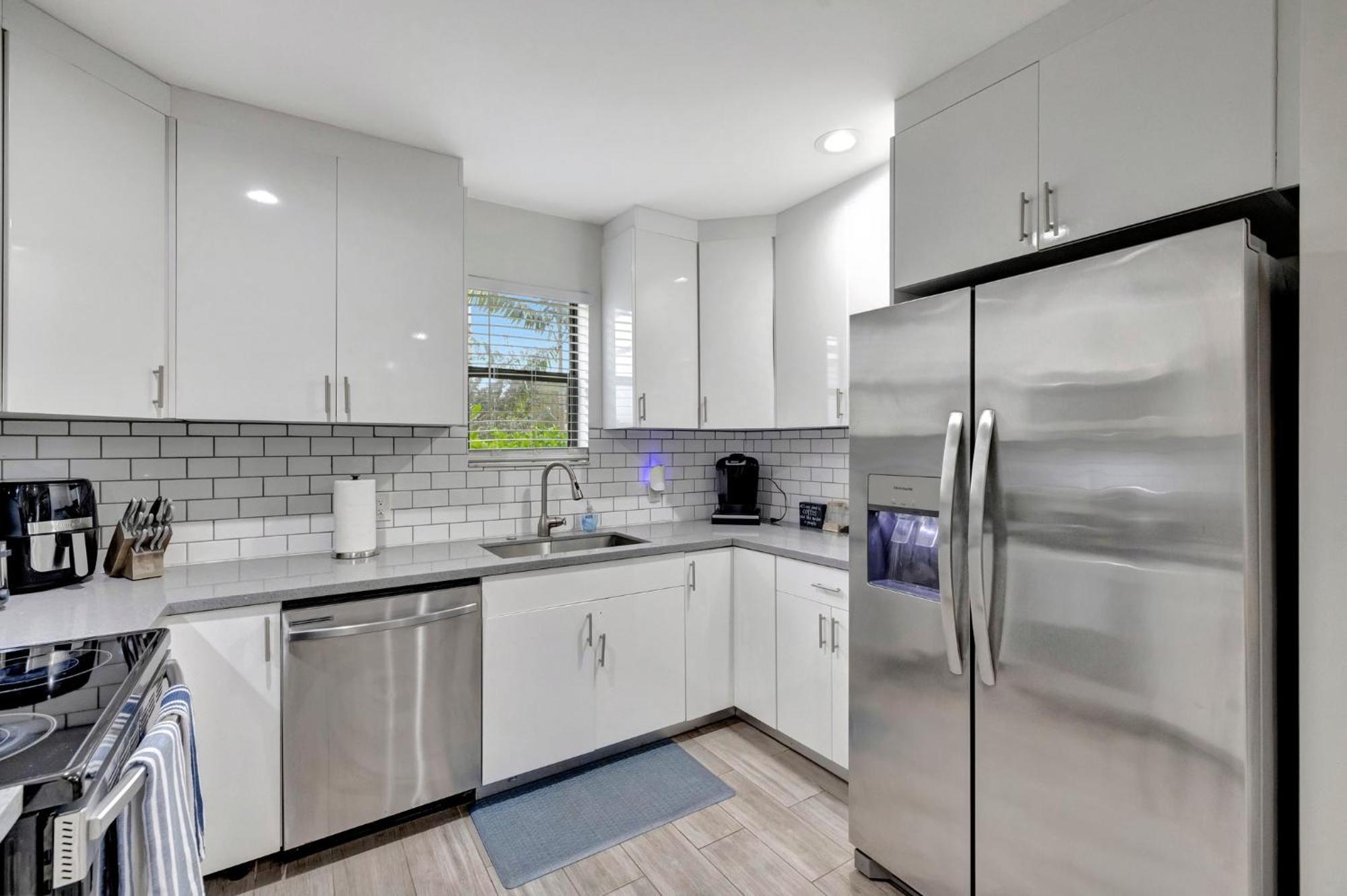 Magnificent Townhome Steps From Atlantic Ave Holiday home