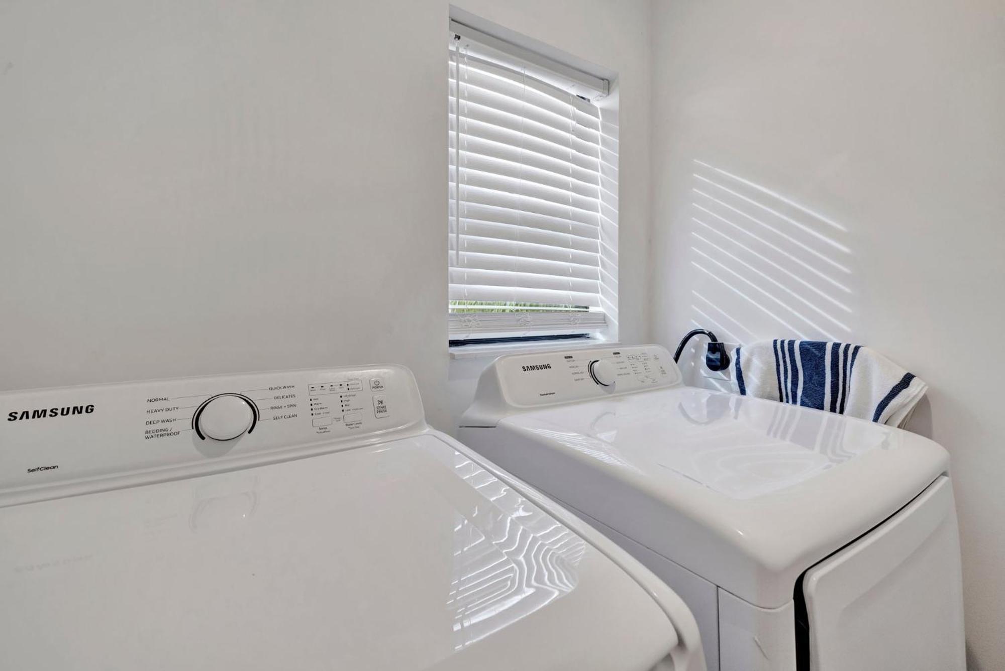 Magnificent Townhome Steps From Atlantic Ave * Delray Beach