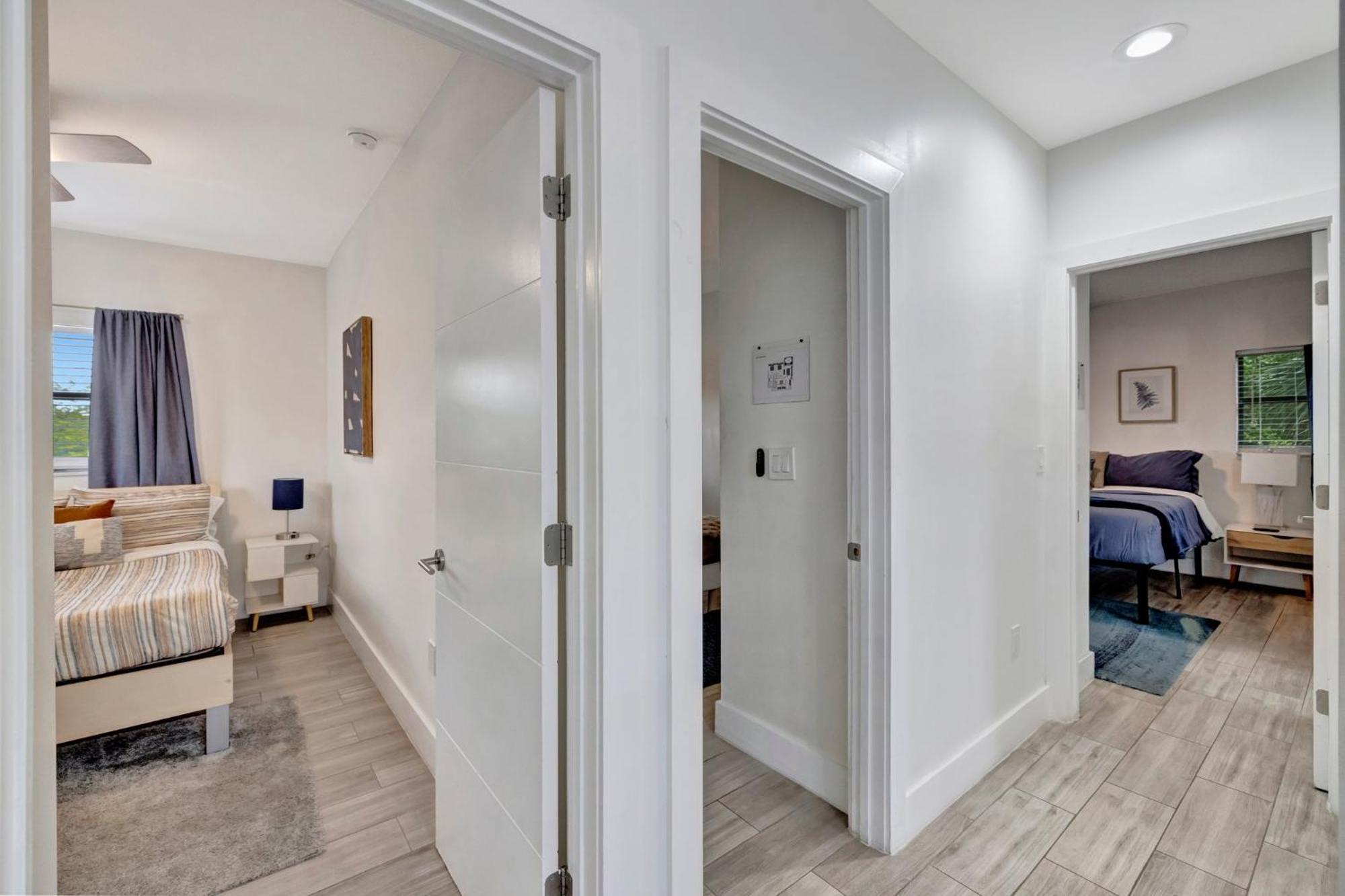 Magnificent Townhome Steps From Atlantic Ave Holiday home