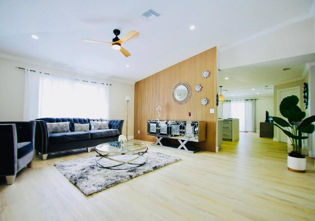 Apartment Mins To Atlantic Ave, Bars, Restaurants & Beach! Delray Beach