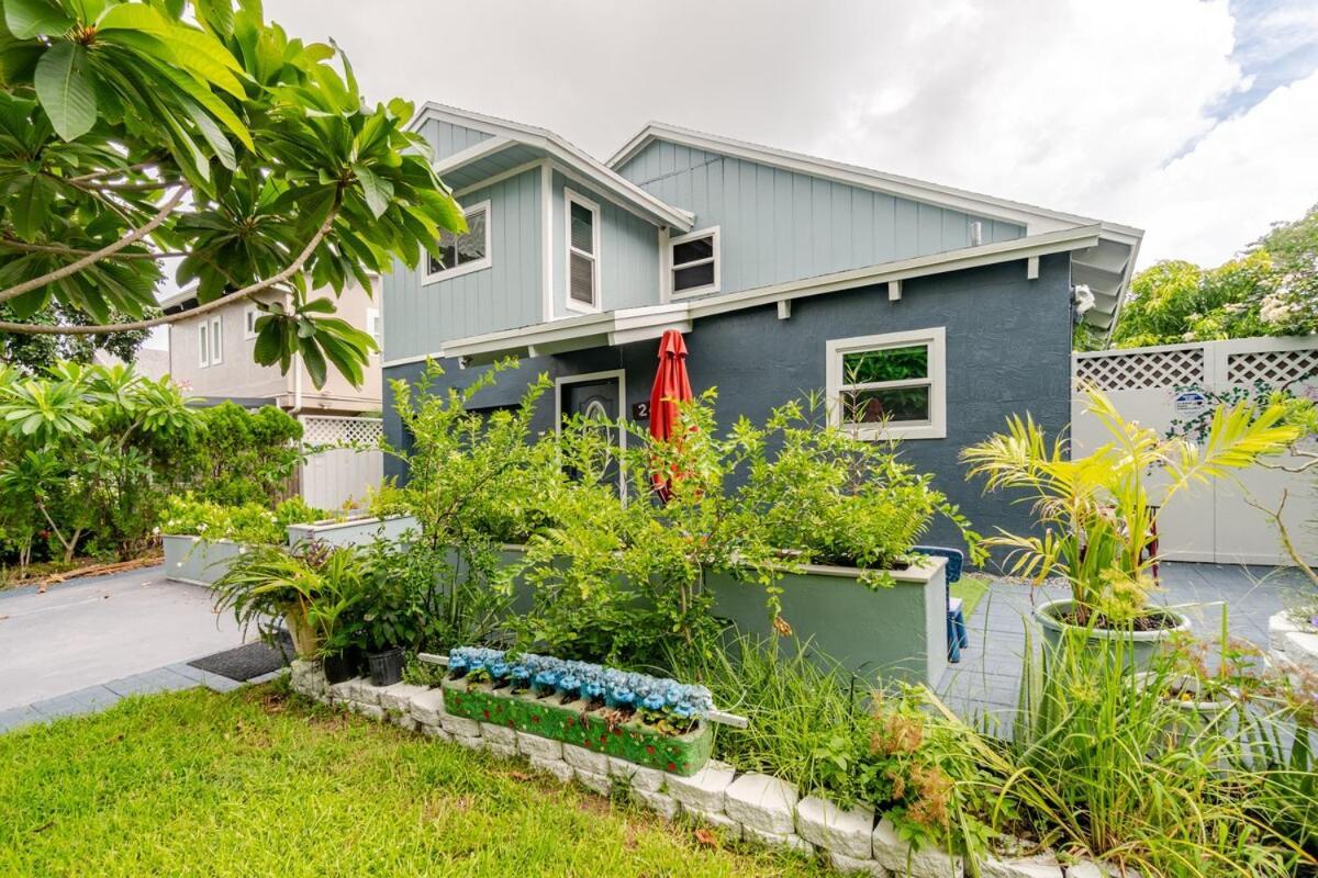 Artistic Retreat, King With Private Balcony! *