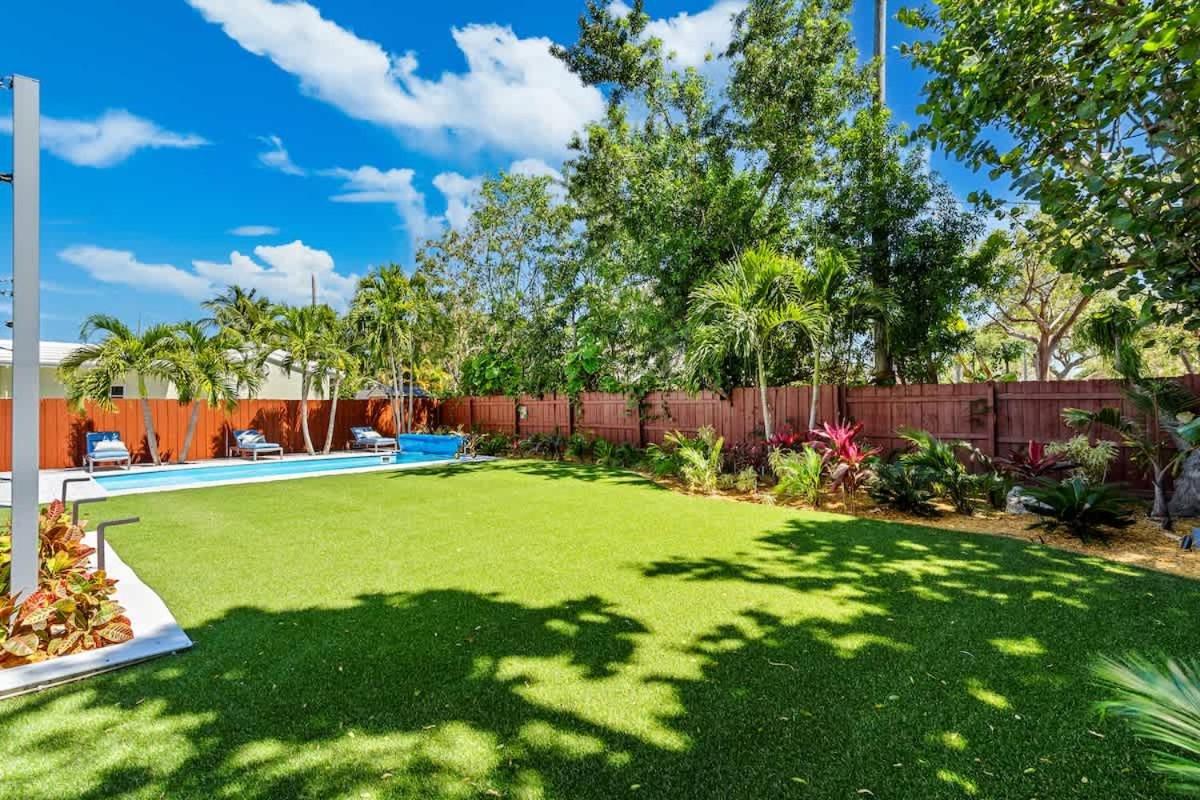 Pool And Spacious Backyard - Delray Holiday home *