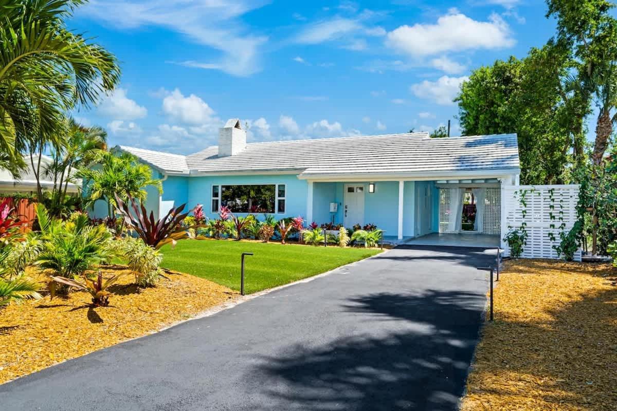 Pool And Spacious Backyard - Delray