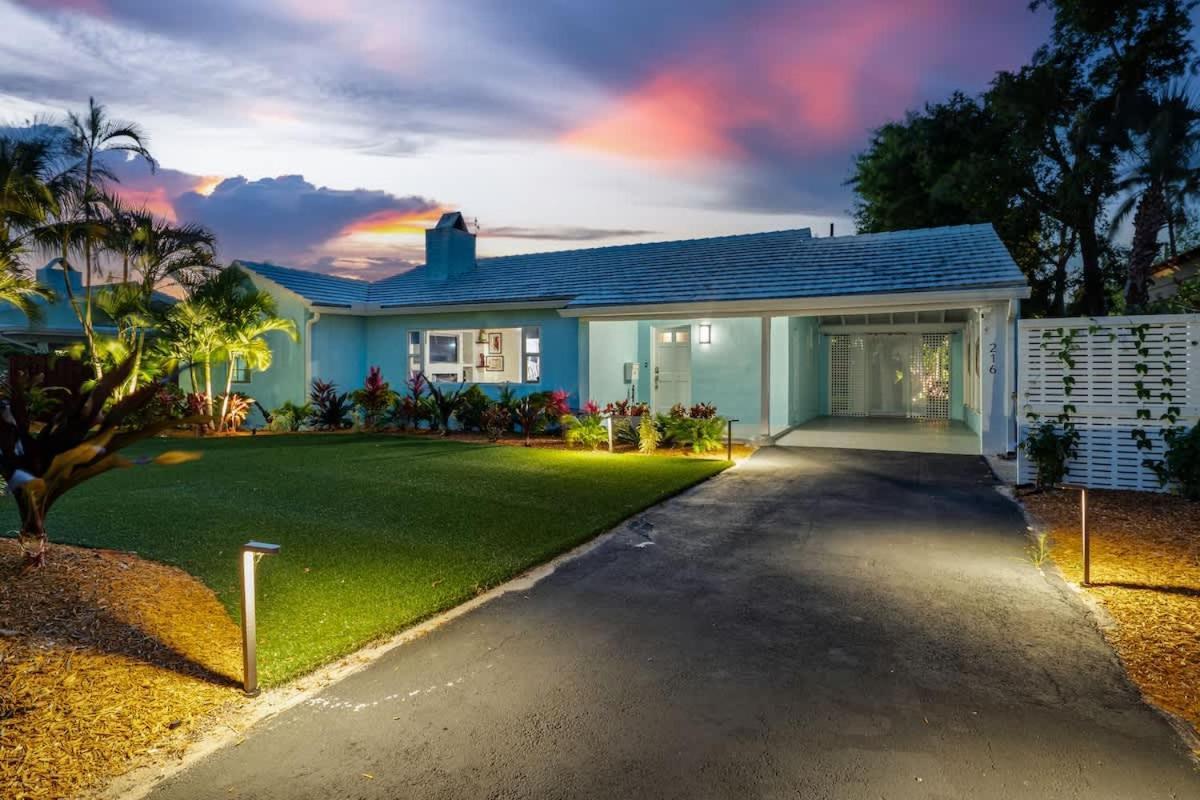Pool And Spacious Backyard - Delray