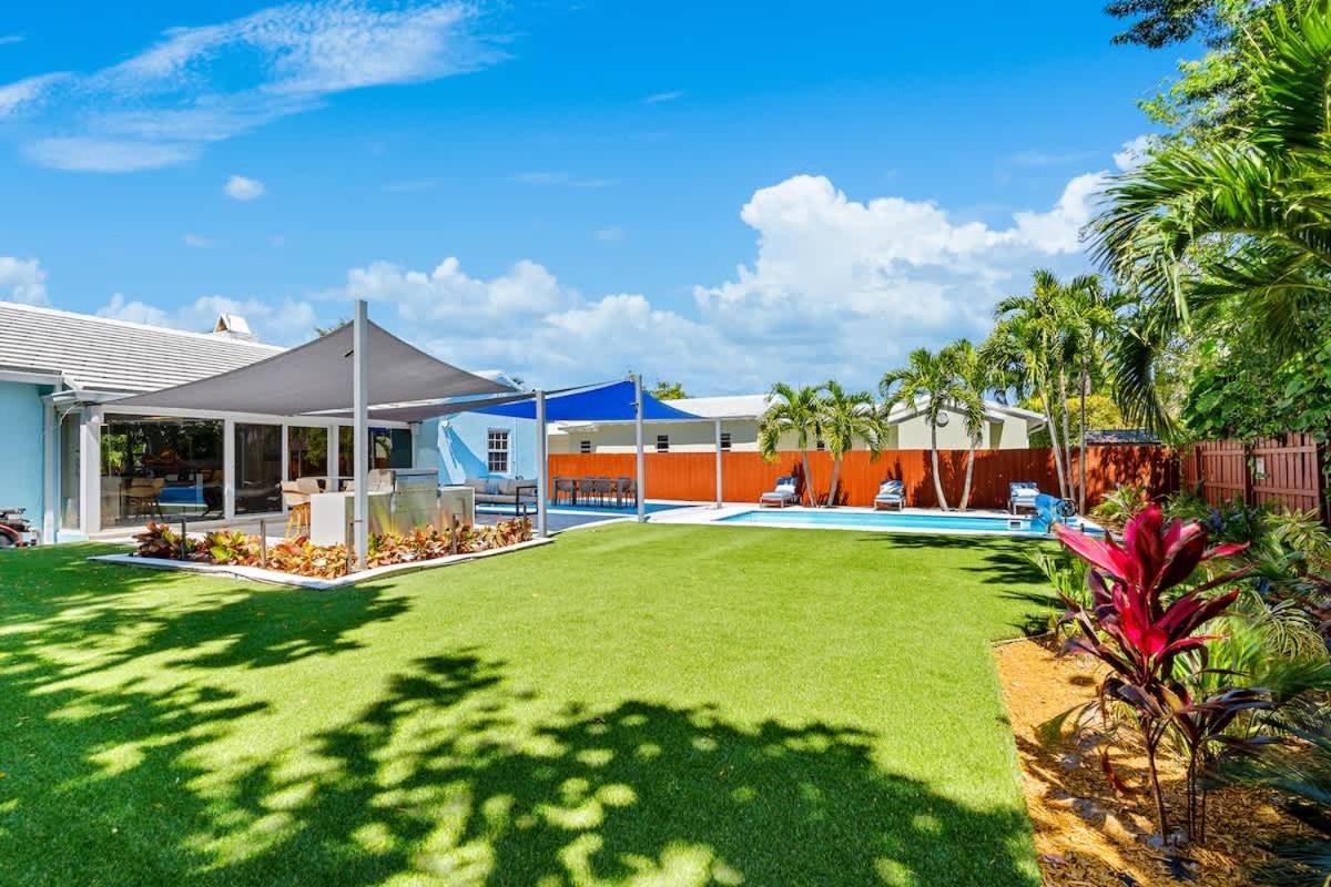 Holiday home Pool And Spacious Backyard - Delray *
