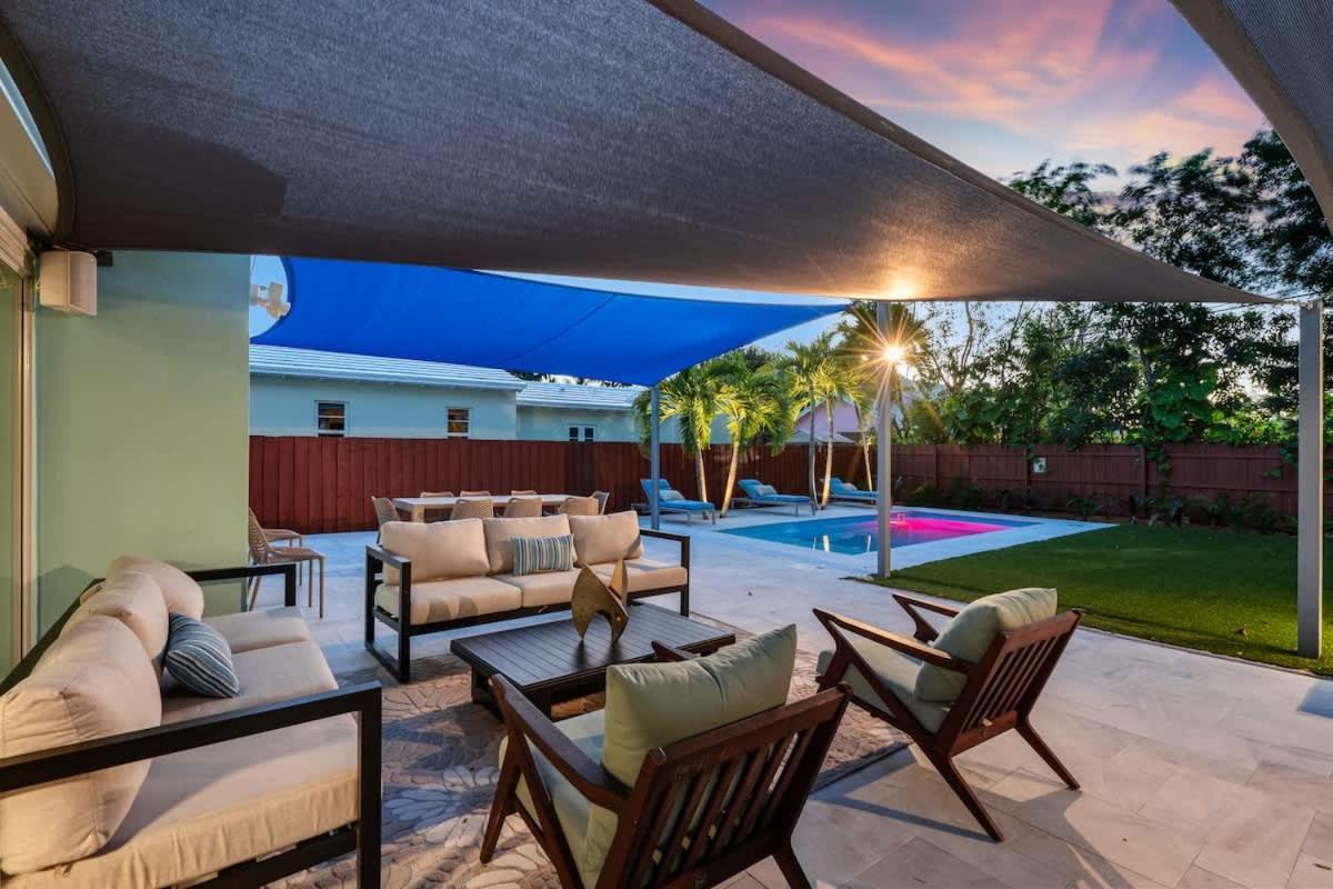 Pool And Spacious Backyard - Delray Delray Beach