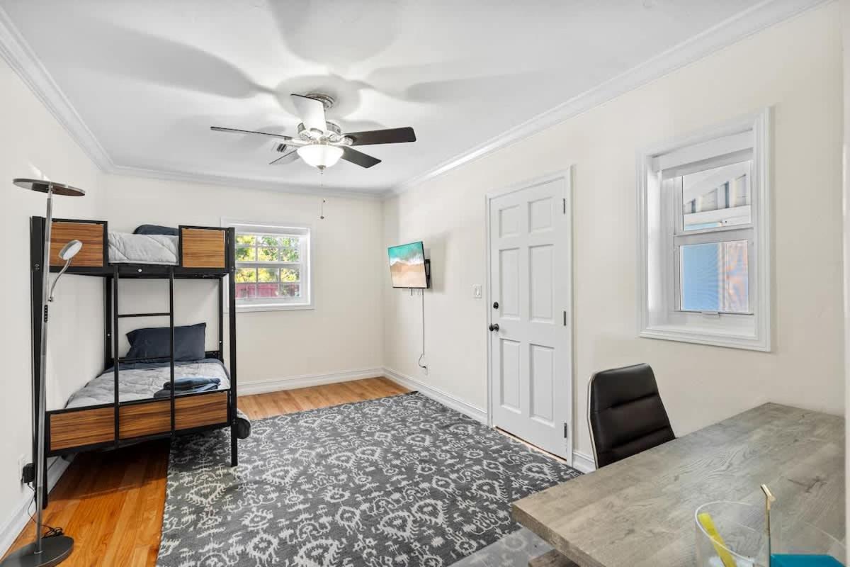 Pool And Spacious Backyard - Delray Holiday home
