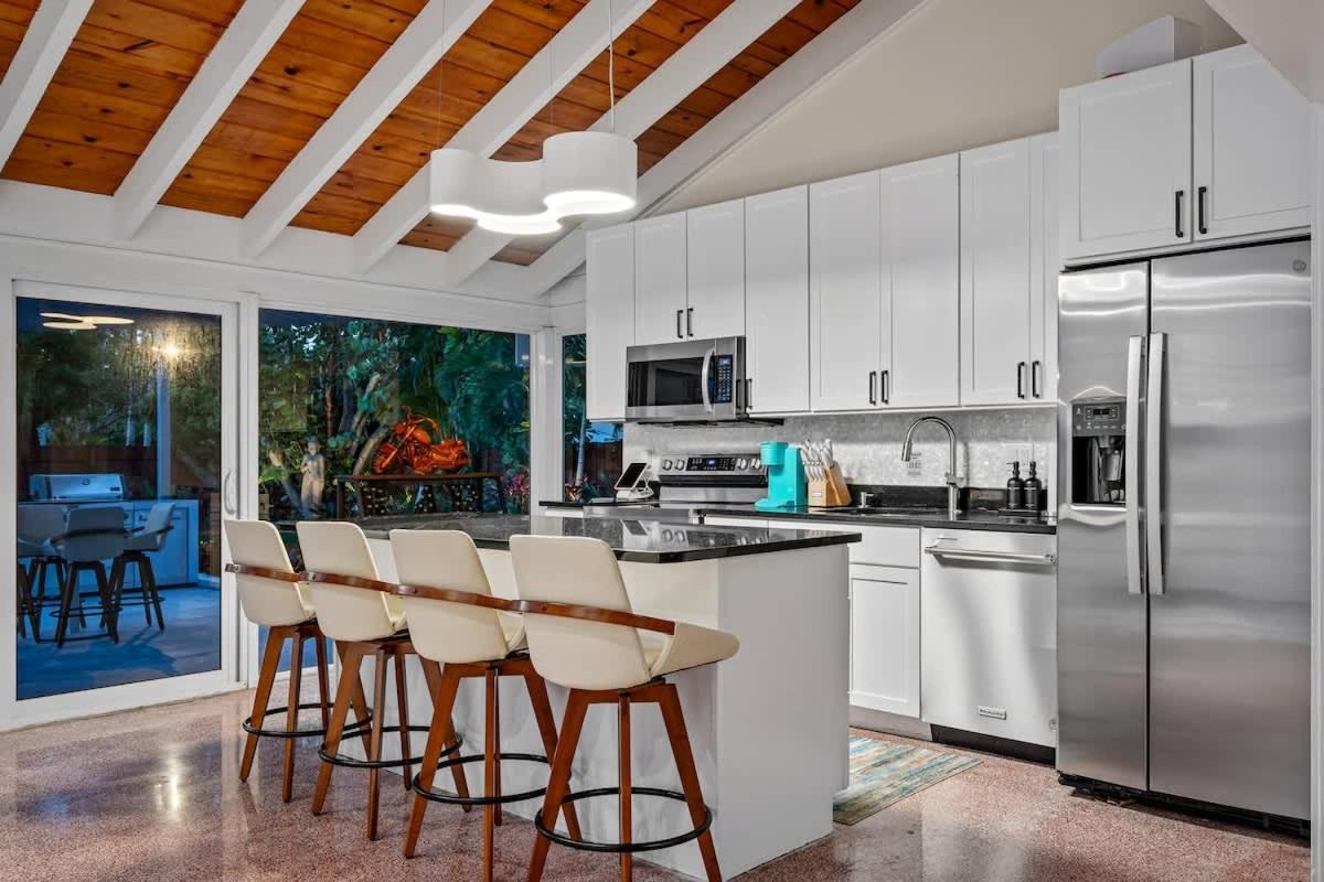 Pool And Spacious Backyard - Delray *