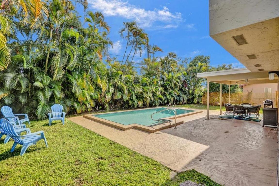 Luxurious 3-bedroom House W Priv Pool Game * Delray Beach