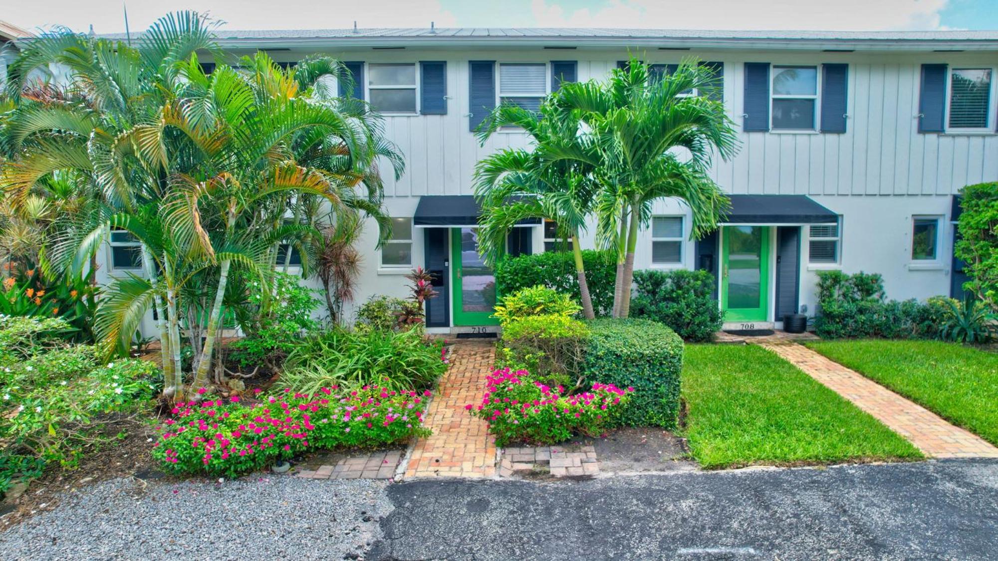 Holiday home Magnificent Townhome Steps From Atlantic Ave