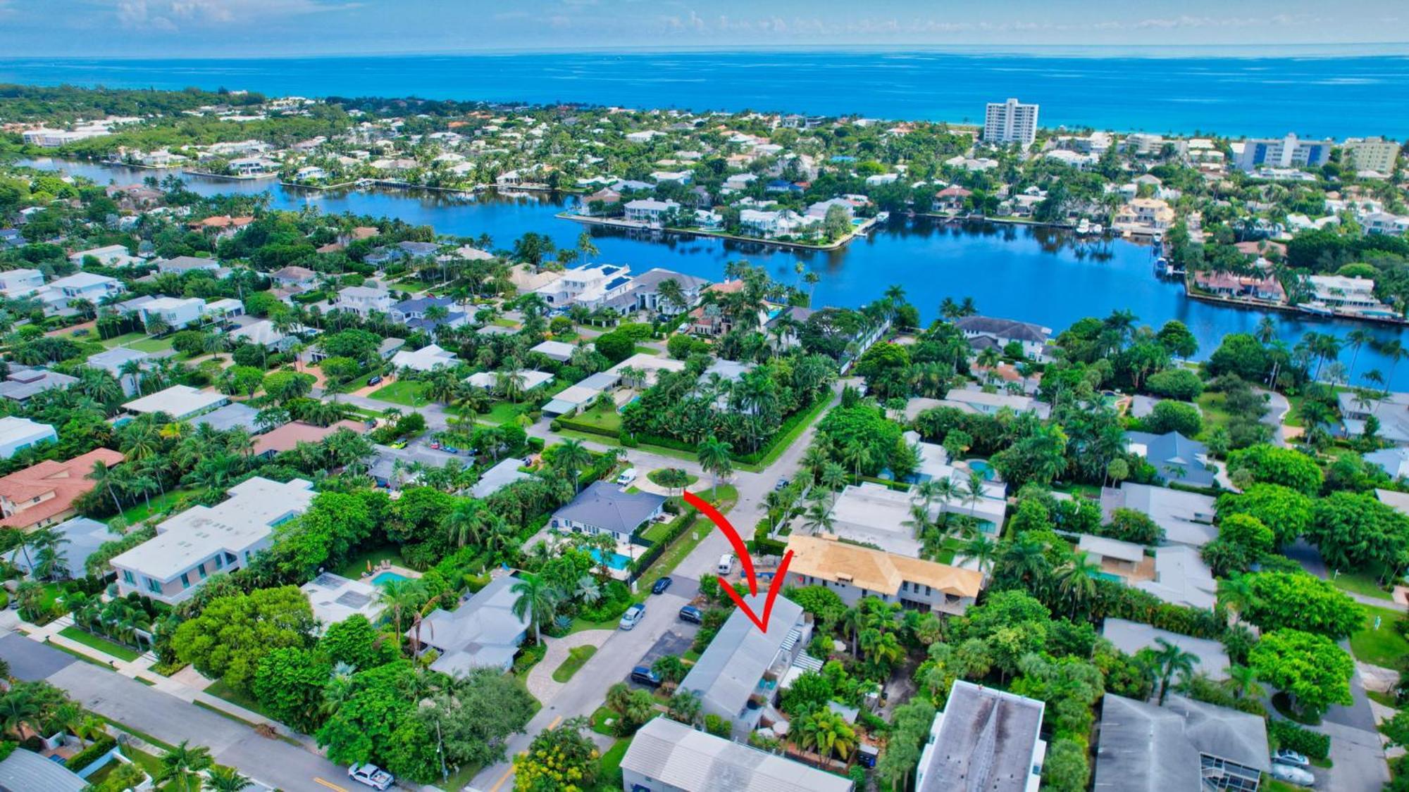 Magnificent Townhome Steps From Atlantic Ave * Delray Beach