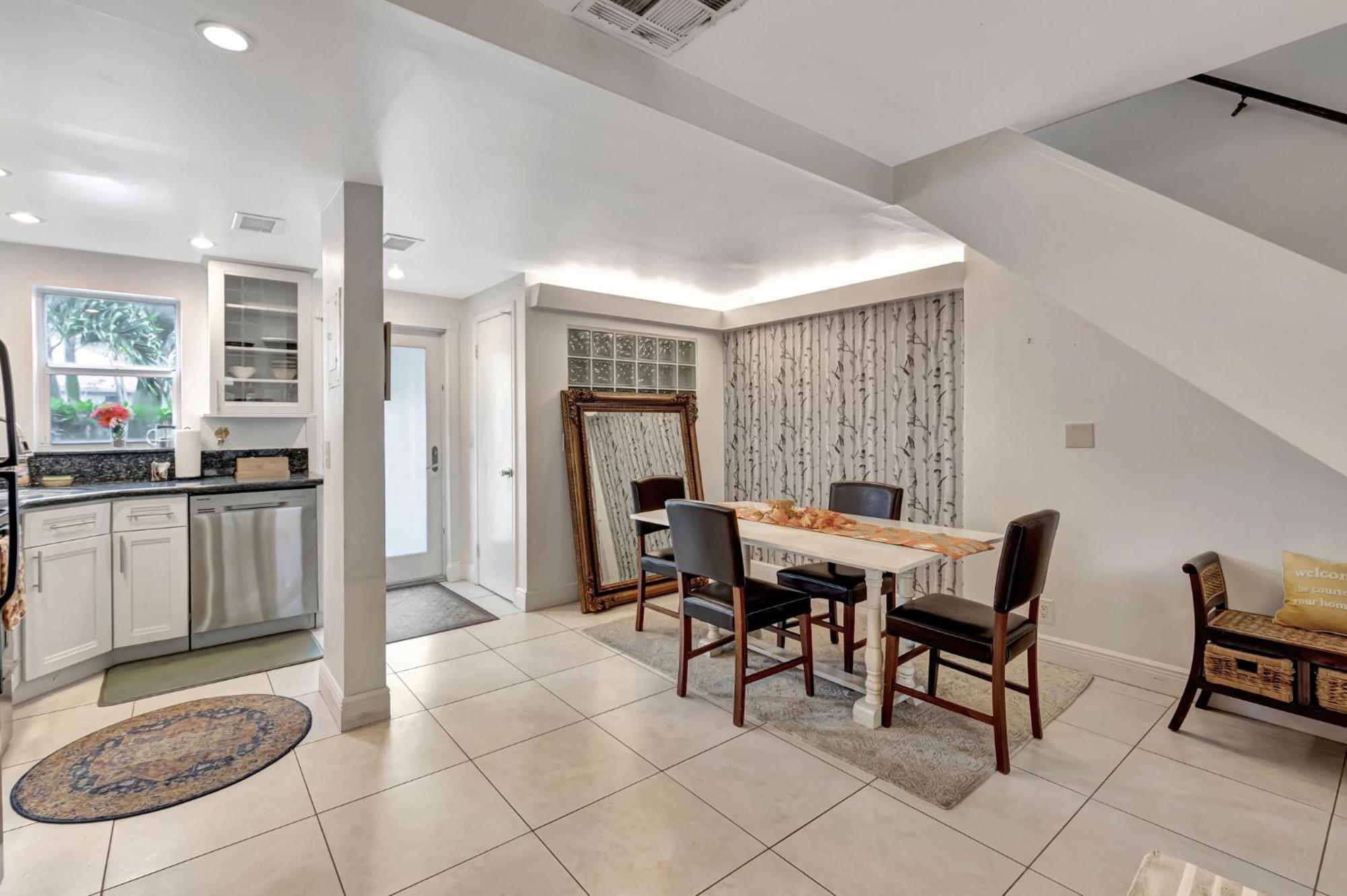 Magnificent Townhome Steps From Atlantic Ave *