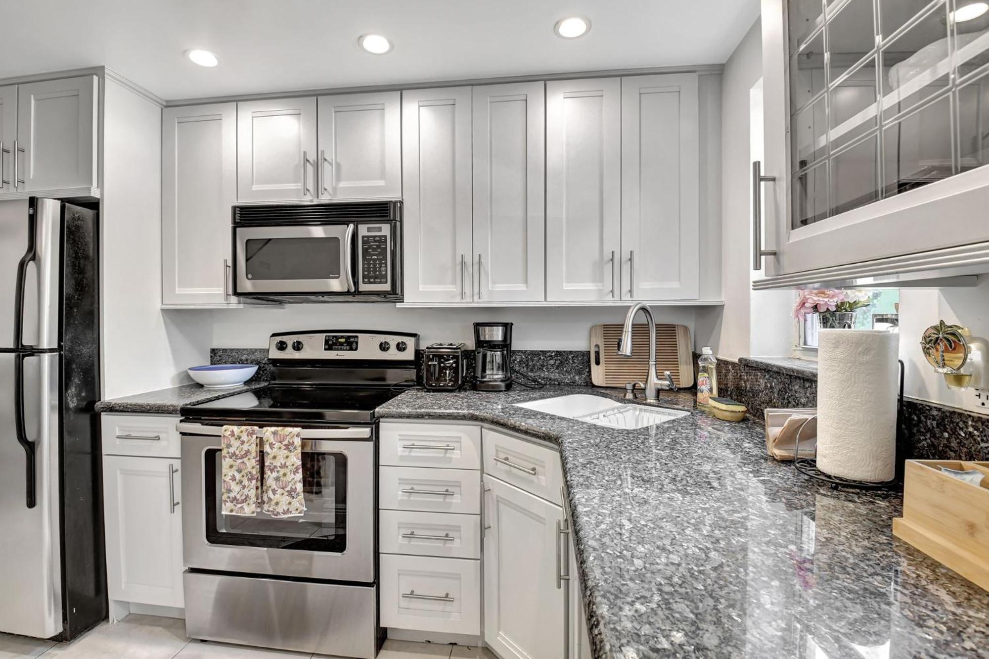 Magnificent Townhome Steps From Atlantic Ave