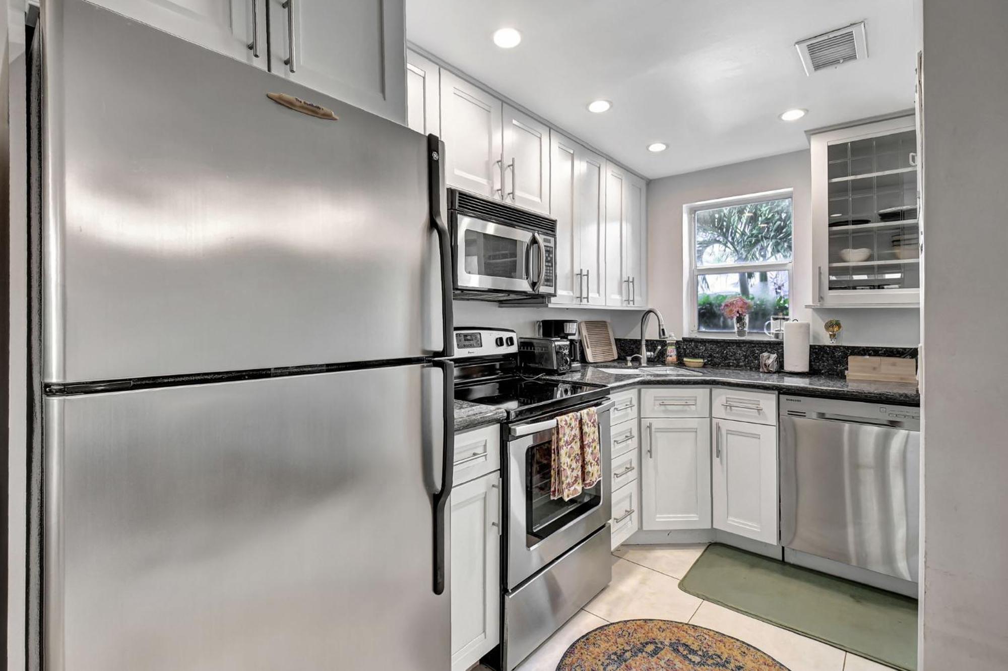 Holiday home Magnificent Townhome Steps From Atlantic Ave Delray Beach
