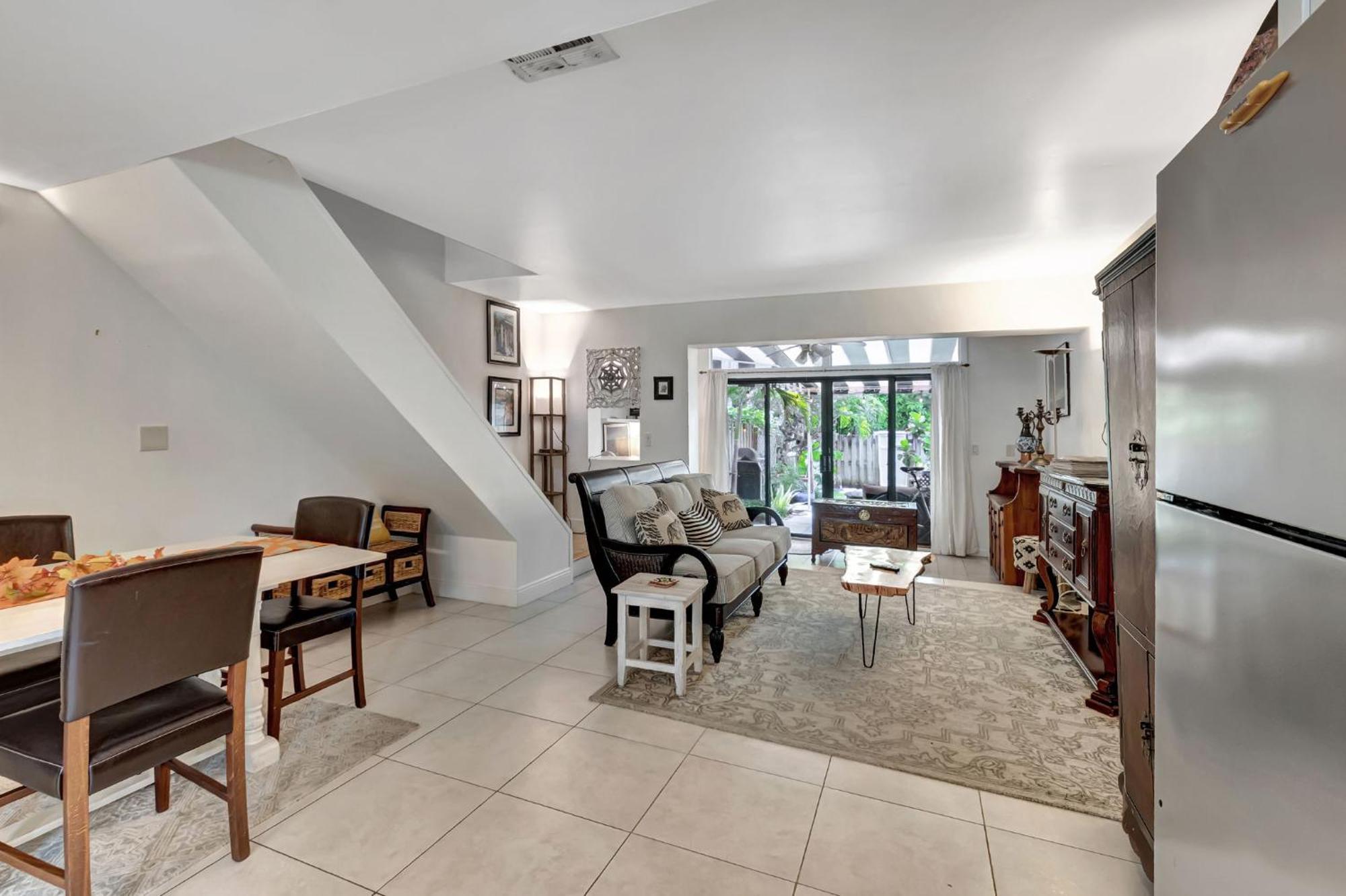 Magnificent Townhome Steps From Atlantic Ave *